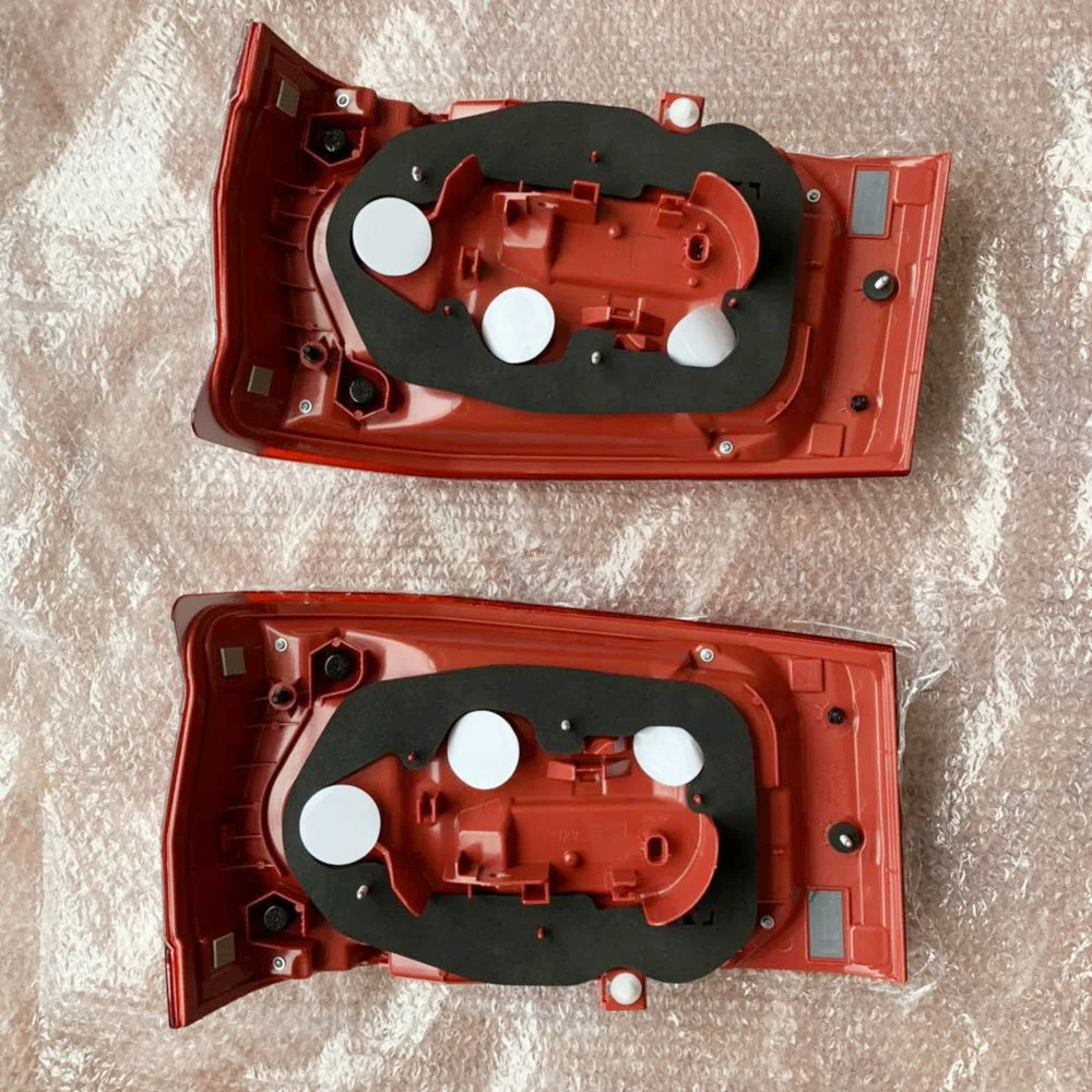 Toyota Coaster 2017-2023 model taillight assembly 212-19BU