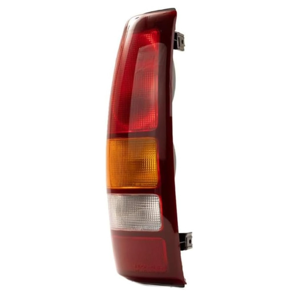 Chevrolet Silverado 1999-2003 model year, taillights 335-1901