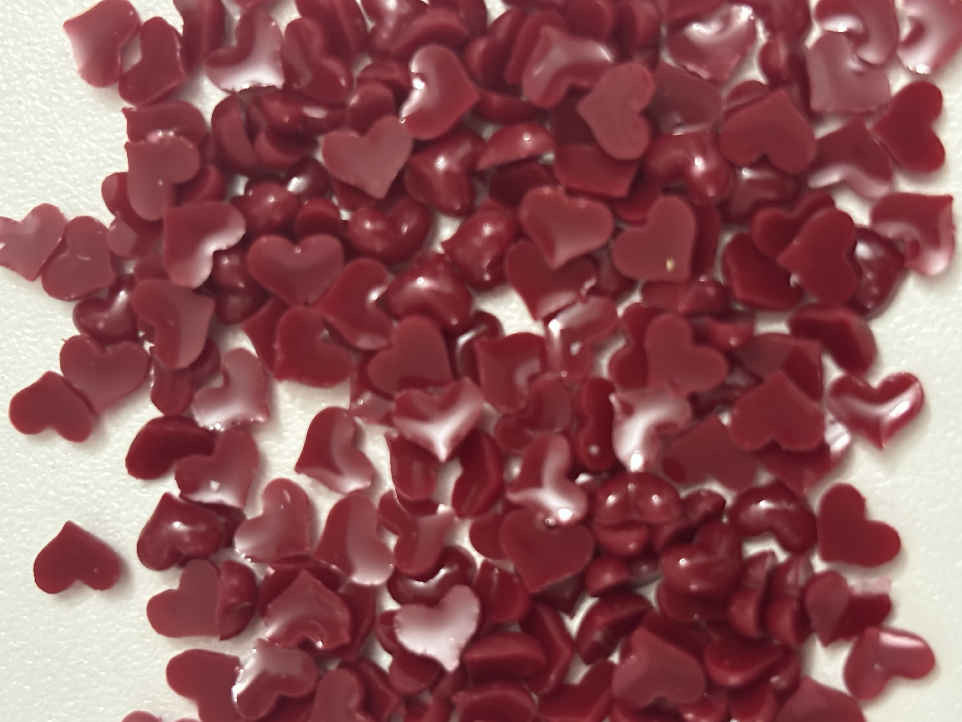 Acrilicos de corazones rojos