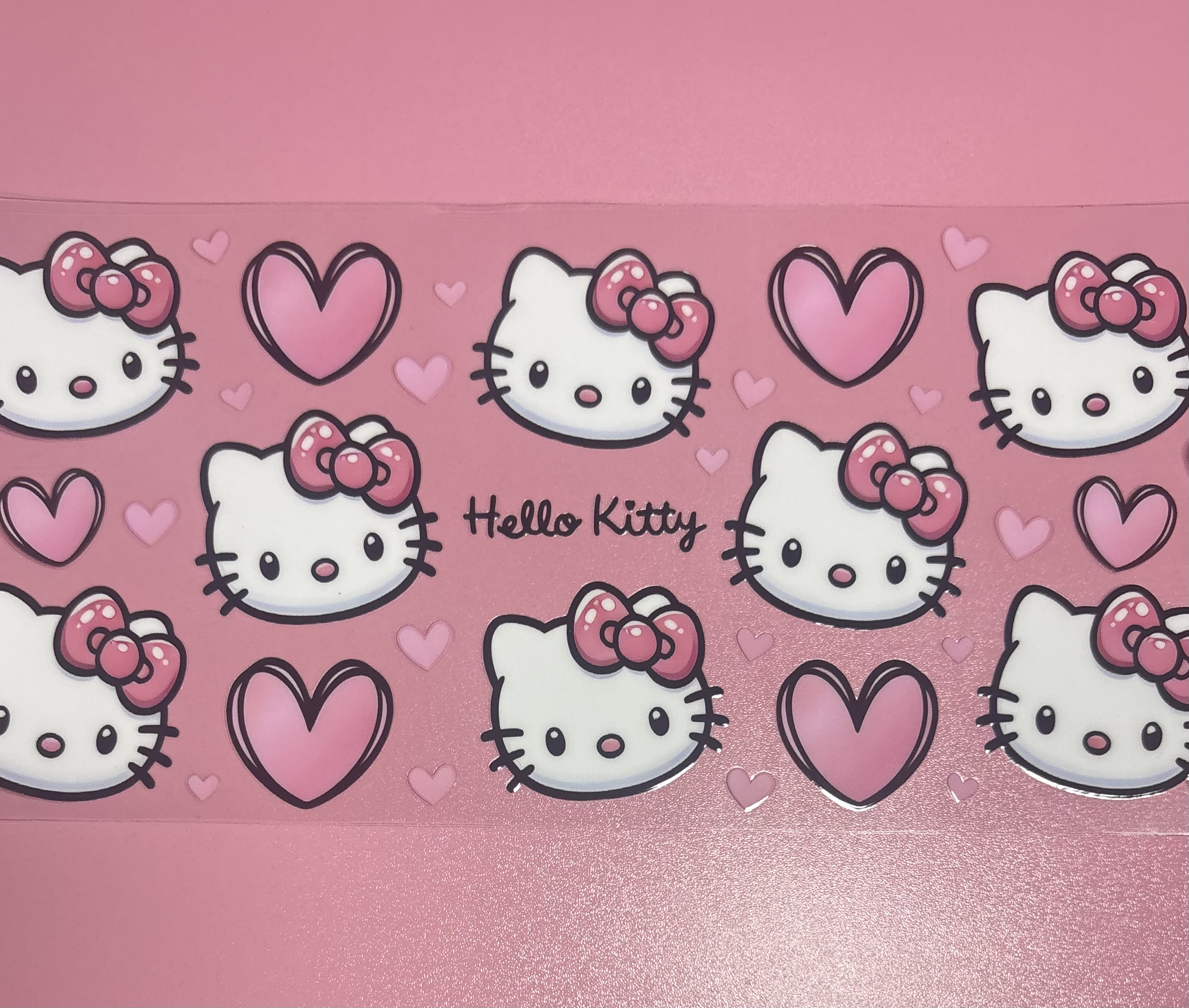 Gatita hello