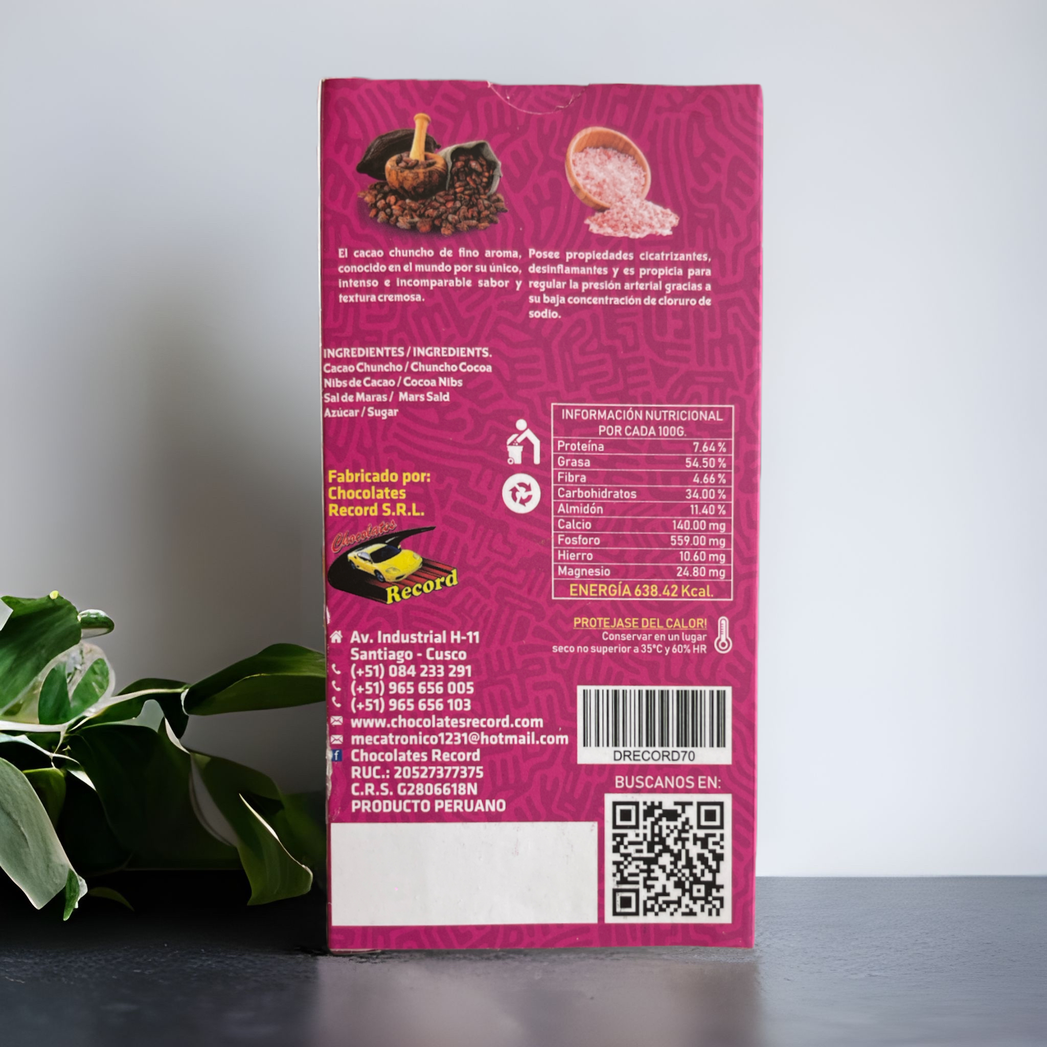 Peruvian Gold chocolate 60% filled with nibs and salt