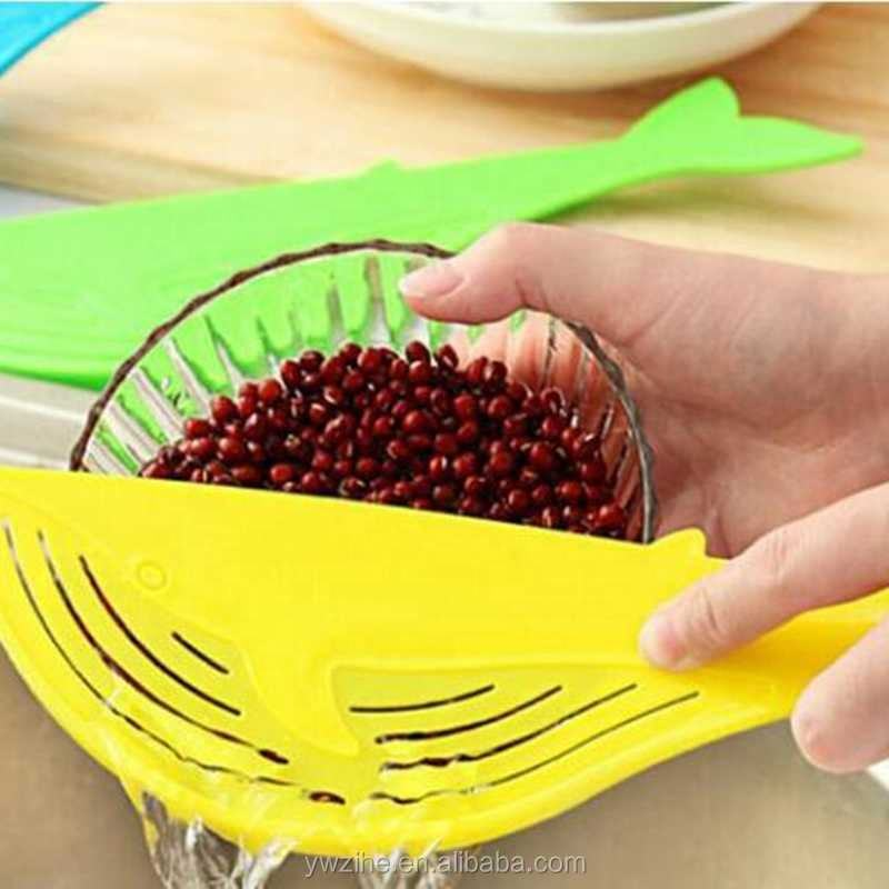 Whale shaped handle type water filter rack