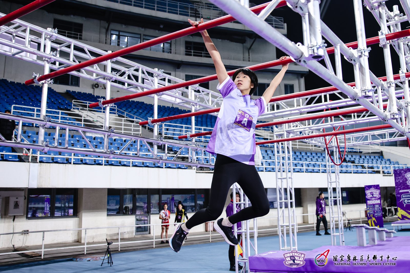 Kunming city  200 Meter Obstacle Race