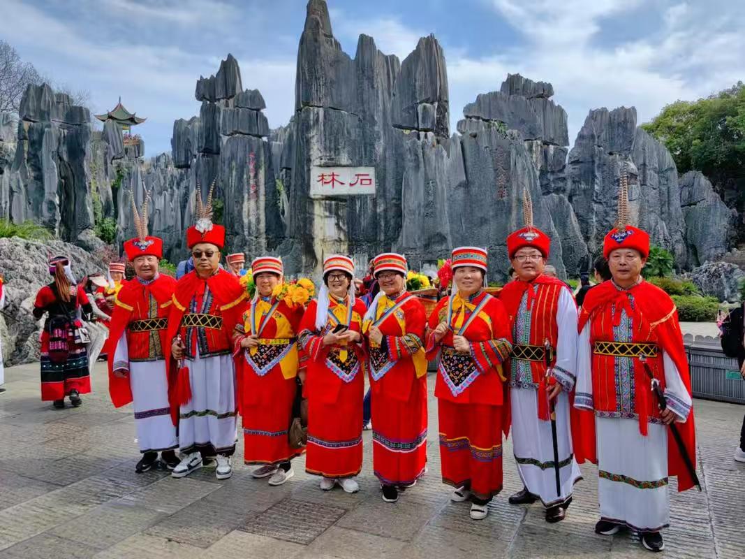 Kunming city  200 Meter Obstacle Race