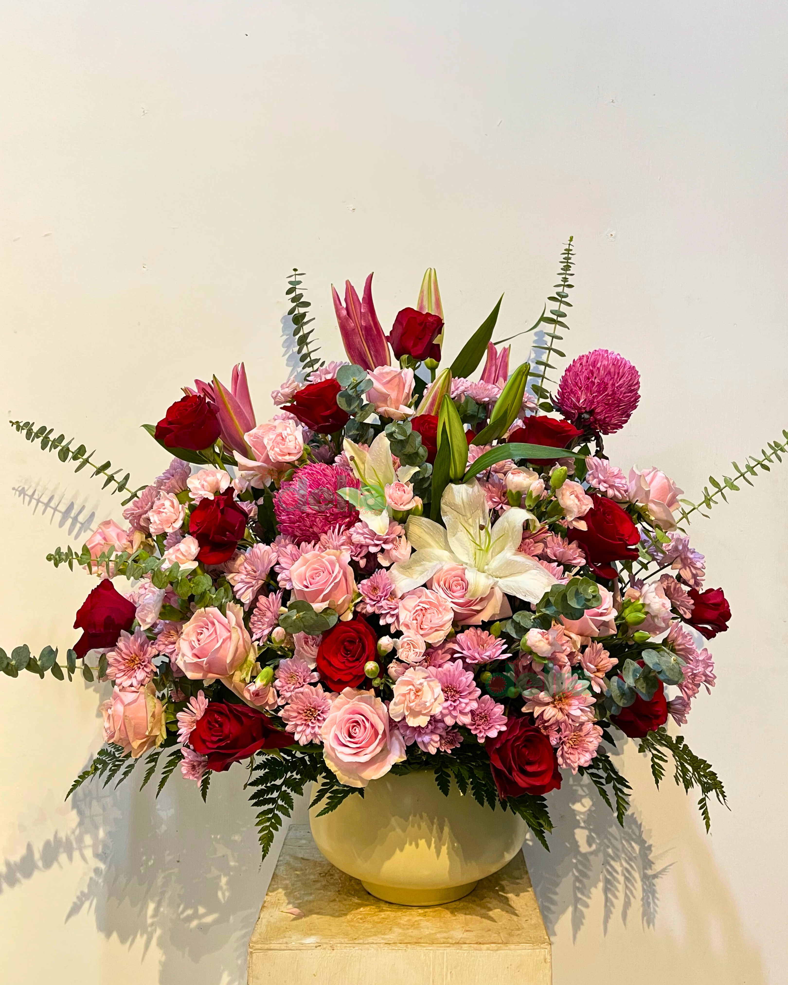 Lux Fresh Arrangement