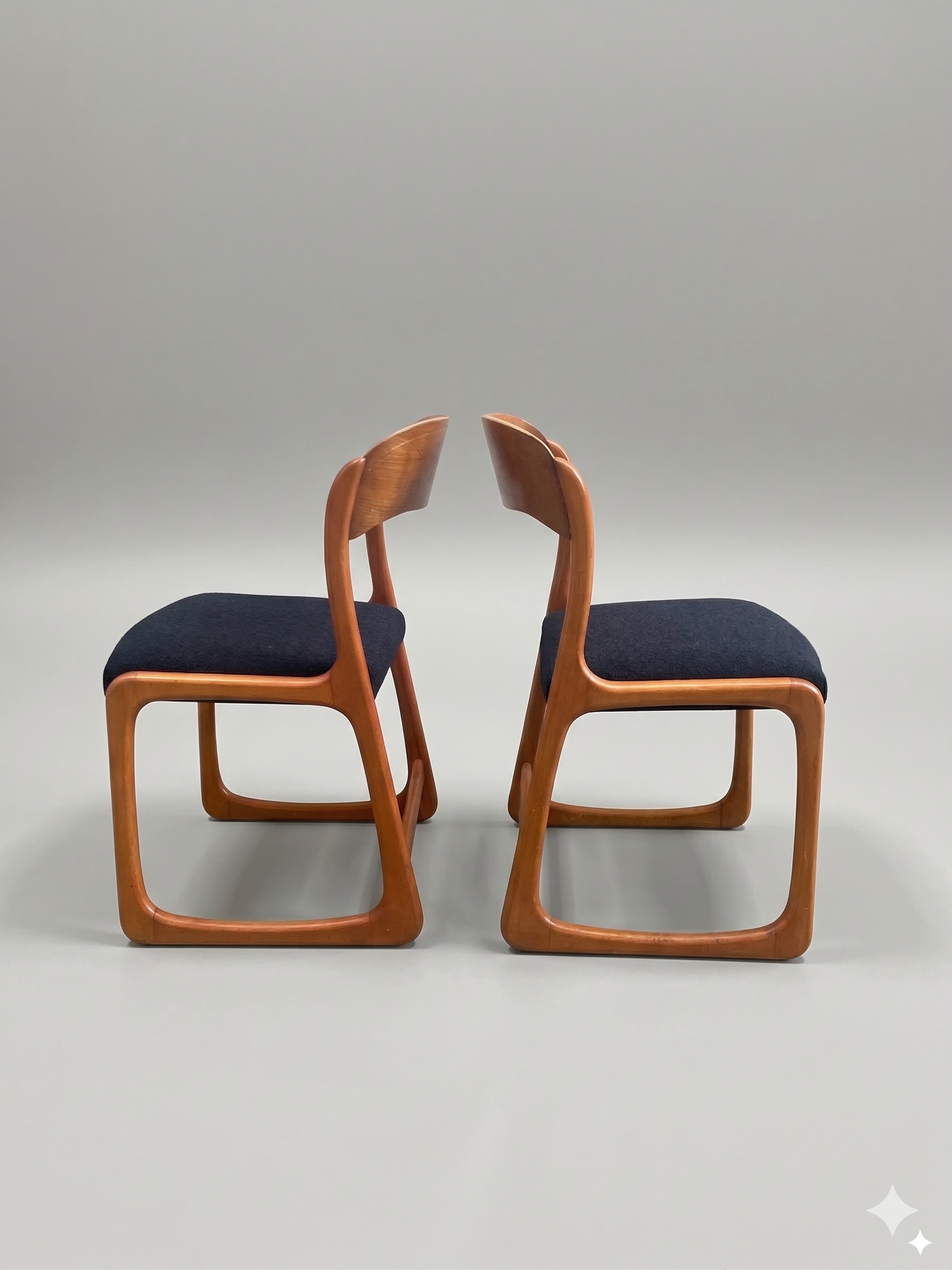 Paire de chaises traîneau Baumann - teinte miel