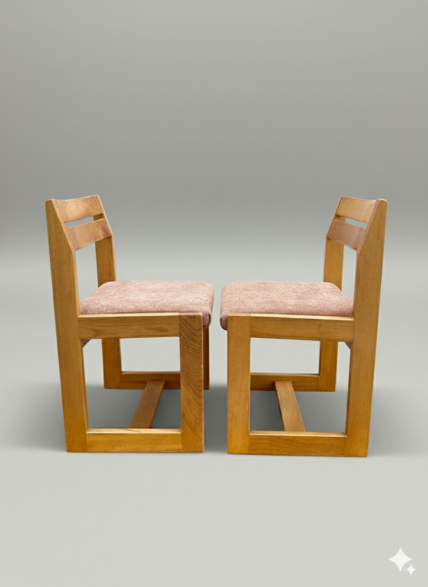 Paire de chaises Maison Regain – Sculpturales & solaires