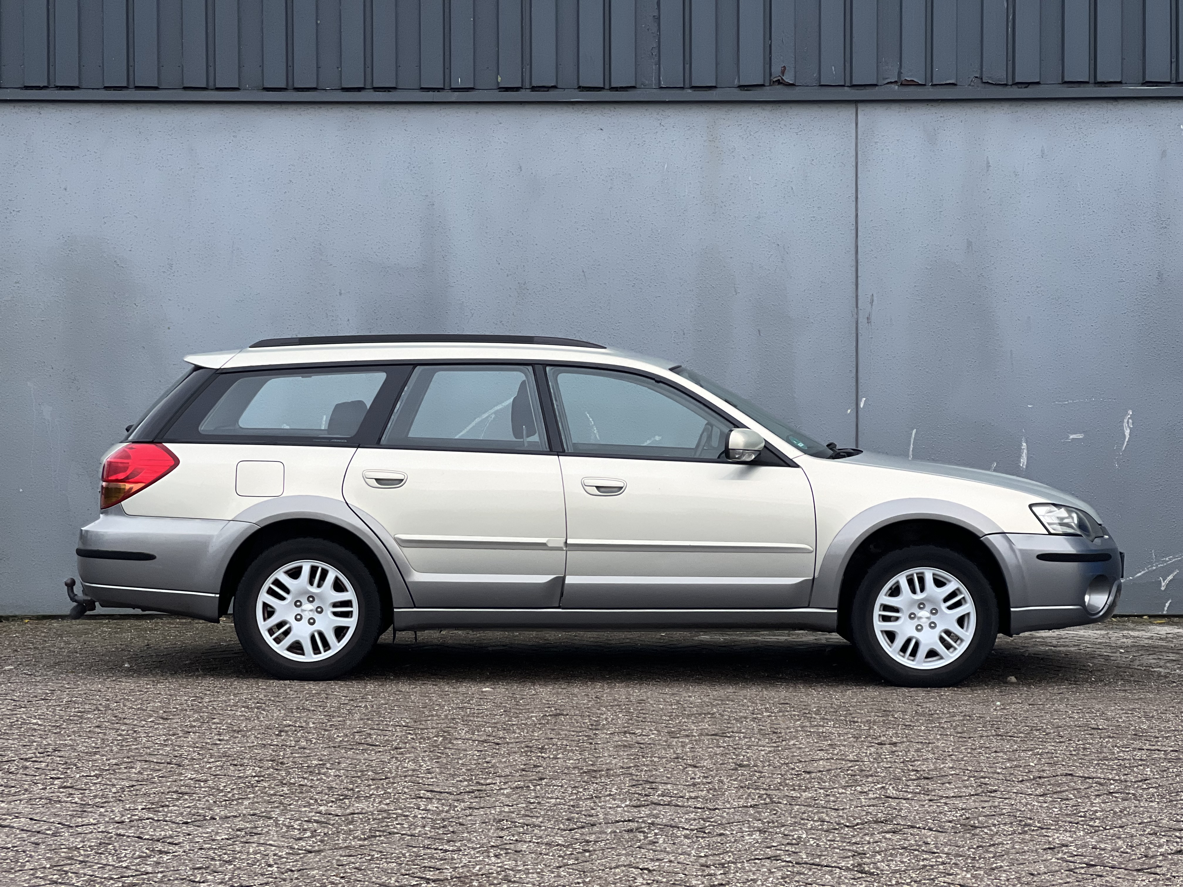 Subaru Legacy 2.5 Outback AWD | CRUISE | AIRCO | 4X4 | AUT