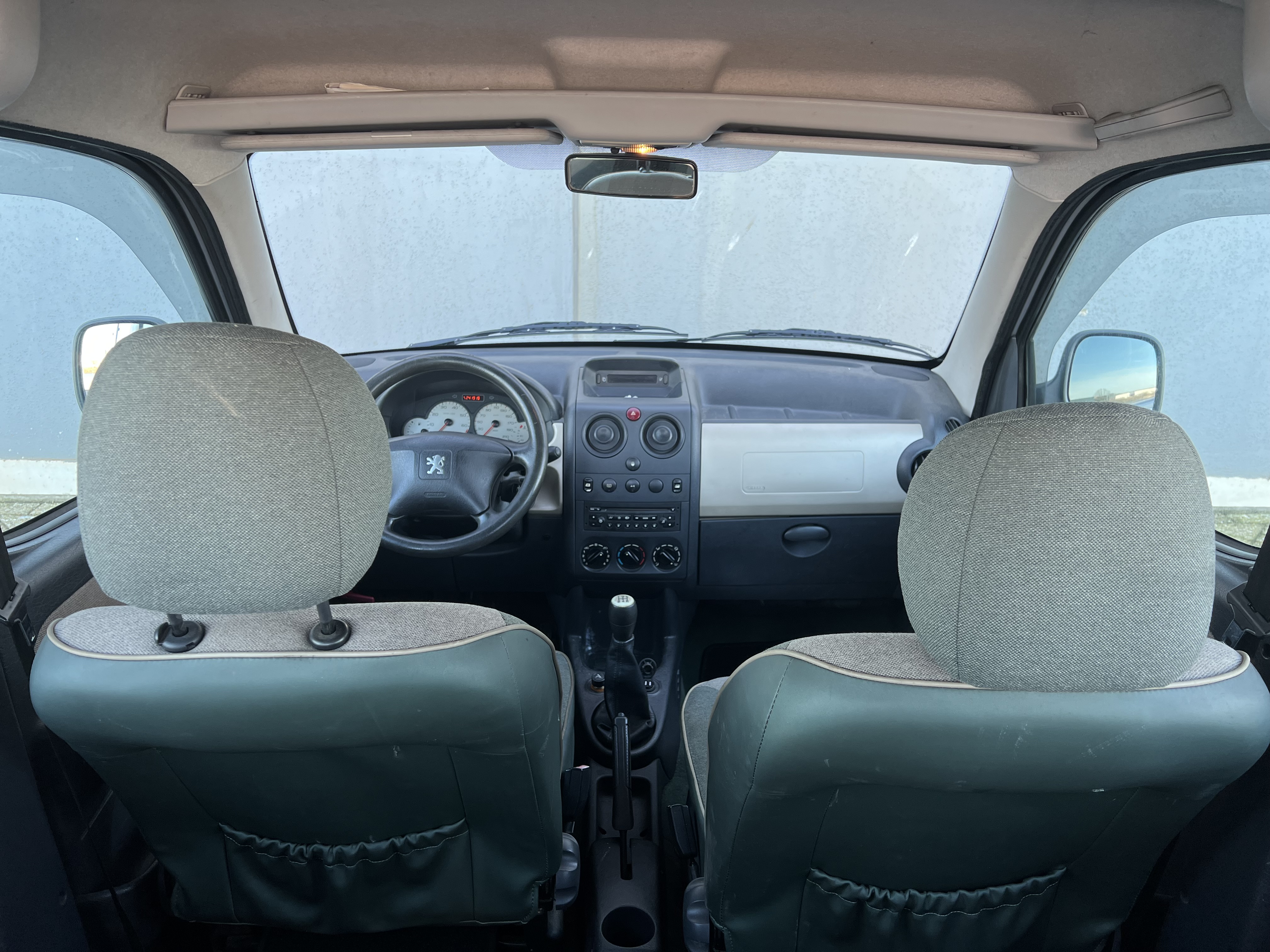 Peugeot Partner MPV 1.4 XT | NAP | KOPPAKKING + DISTRIEBUTIE VV 