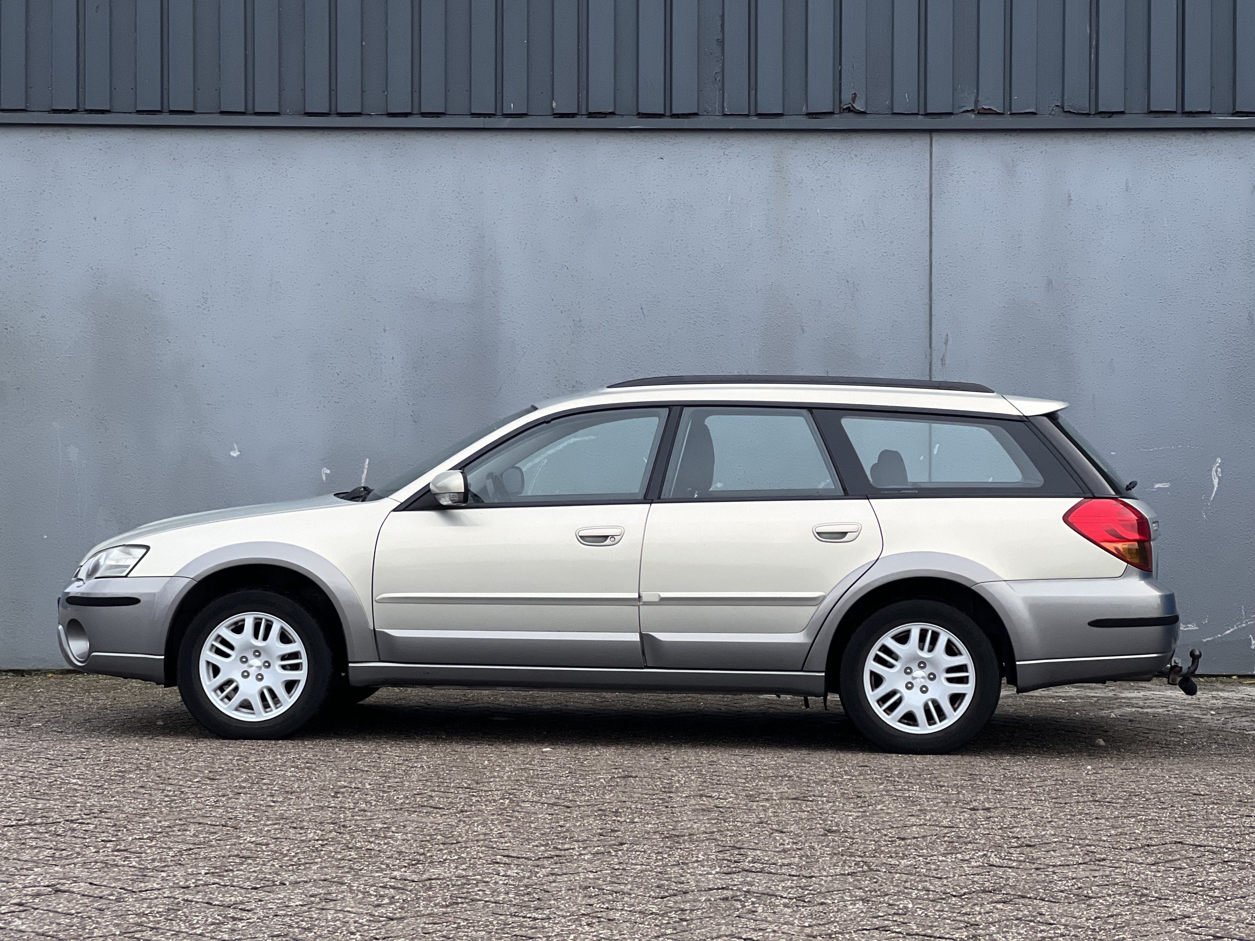 Subaru Legacy 2.5 Outback AWD | CRUISE | AIRCO | 4X4 | AUT