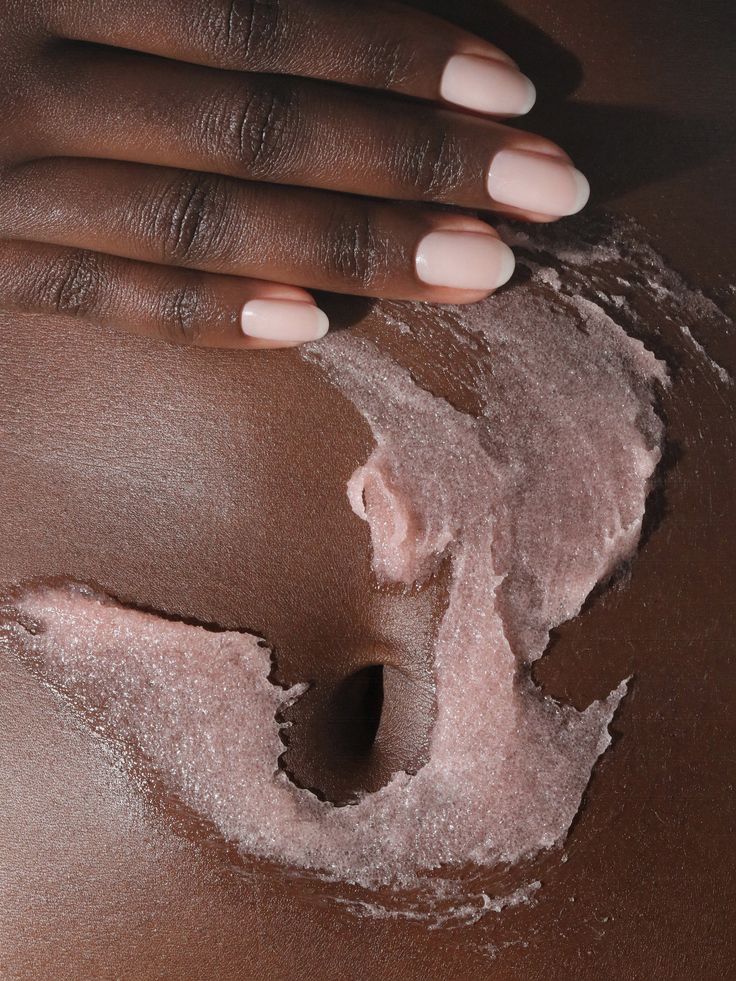 Berry Foaming Glycolic Body Scrub