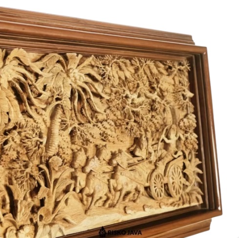 Relief Ukir Motif Karnotanding Kayu Jati
