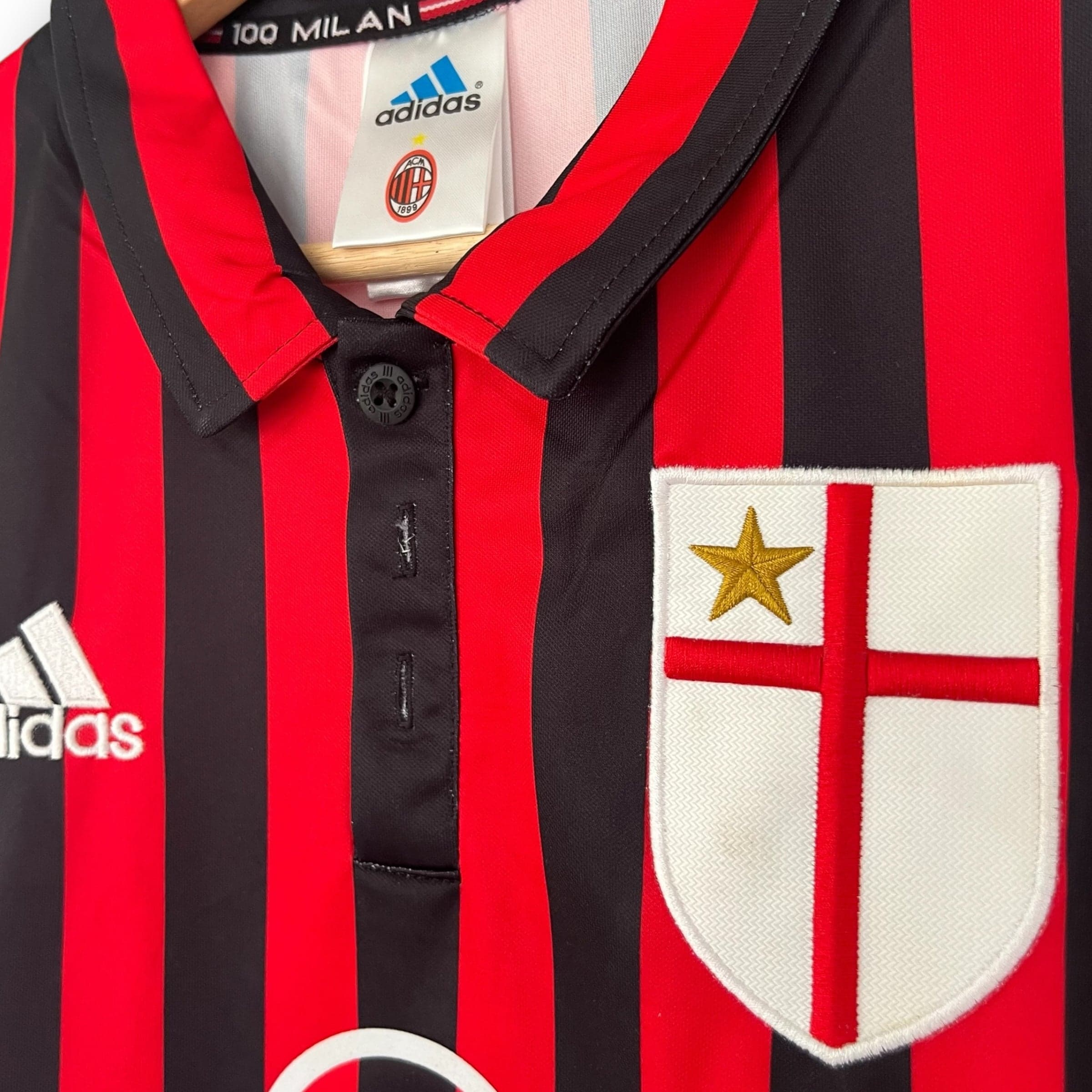 Camiseta de fútbol retro del AC Milan 1999-2000, primera equipación.