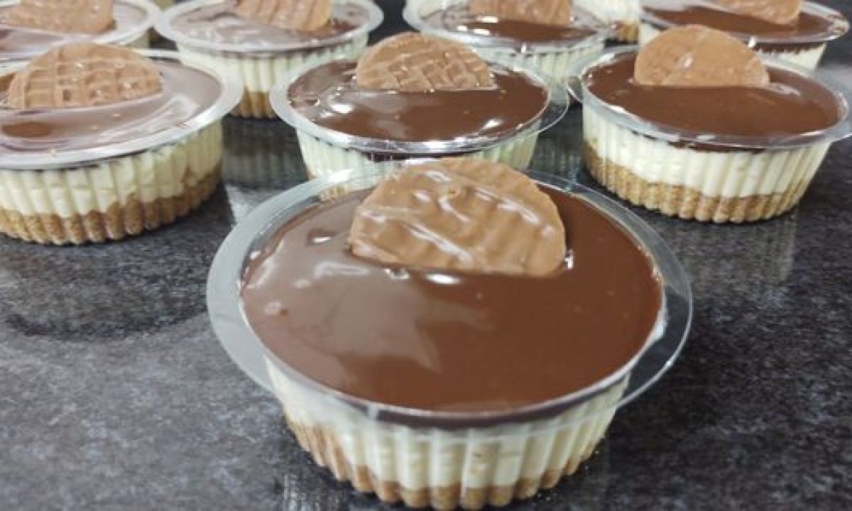 Tortinha de Bolacha cobertura de chocolate