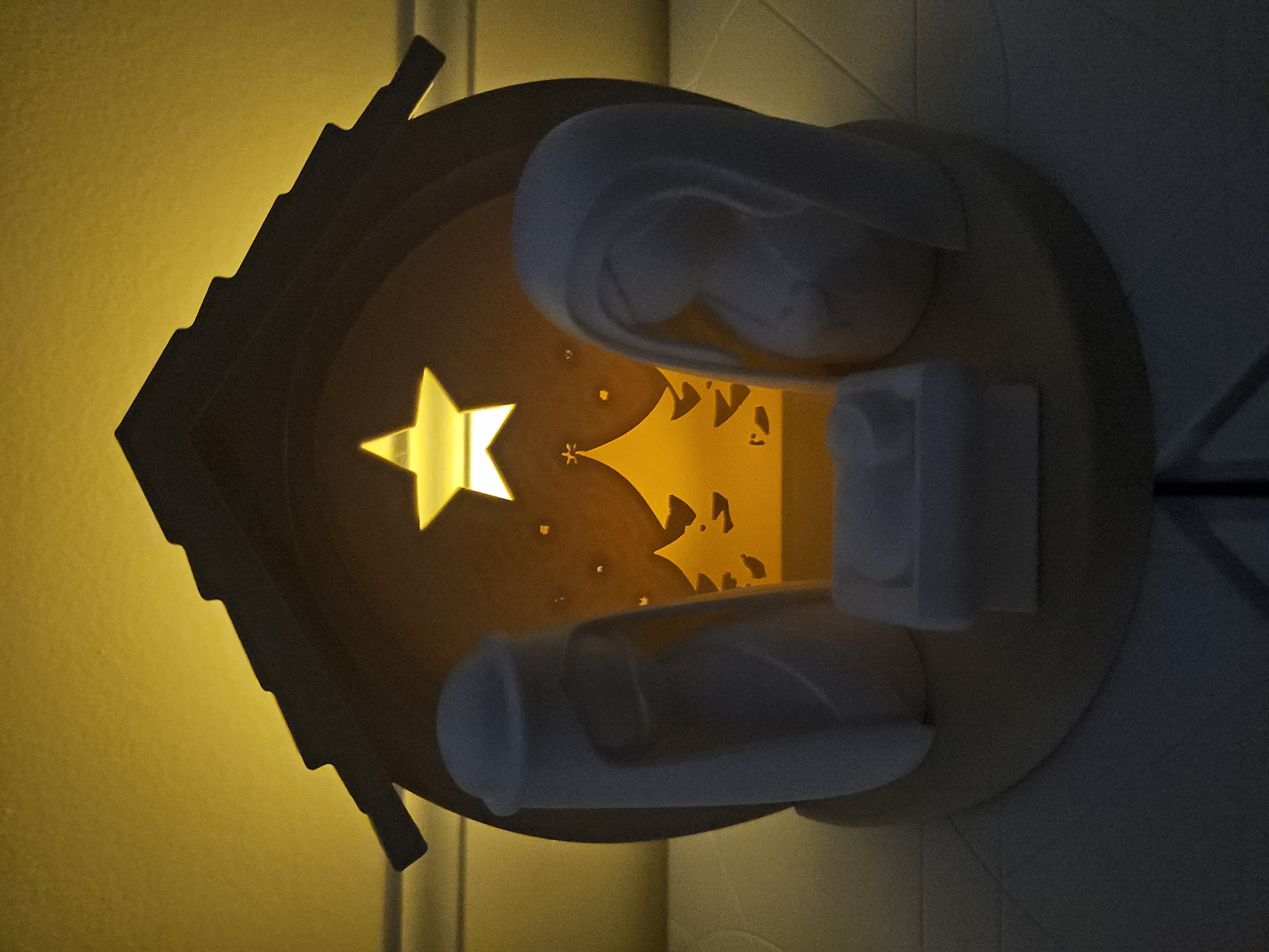 Nativity Scene w/ Tealight Candle