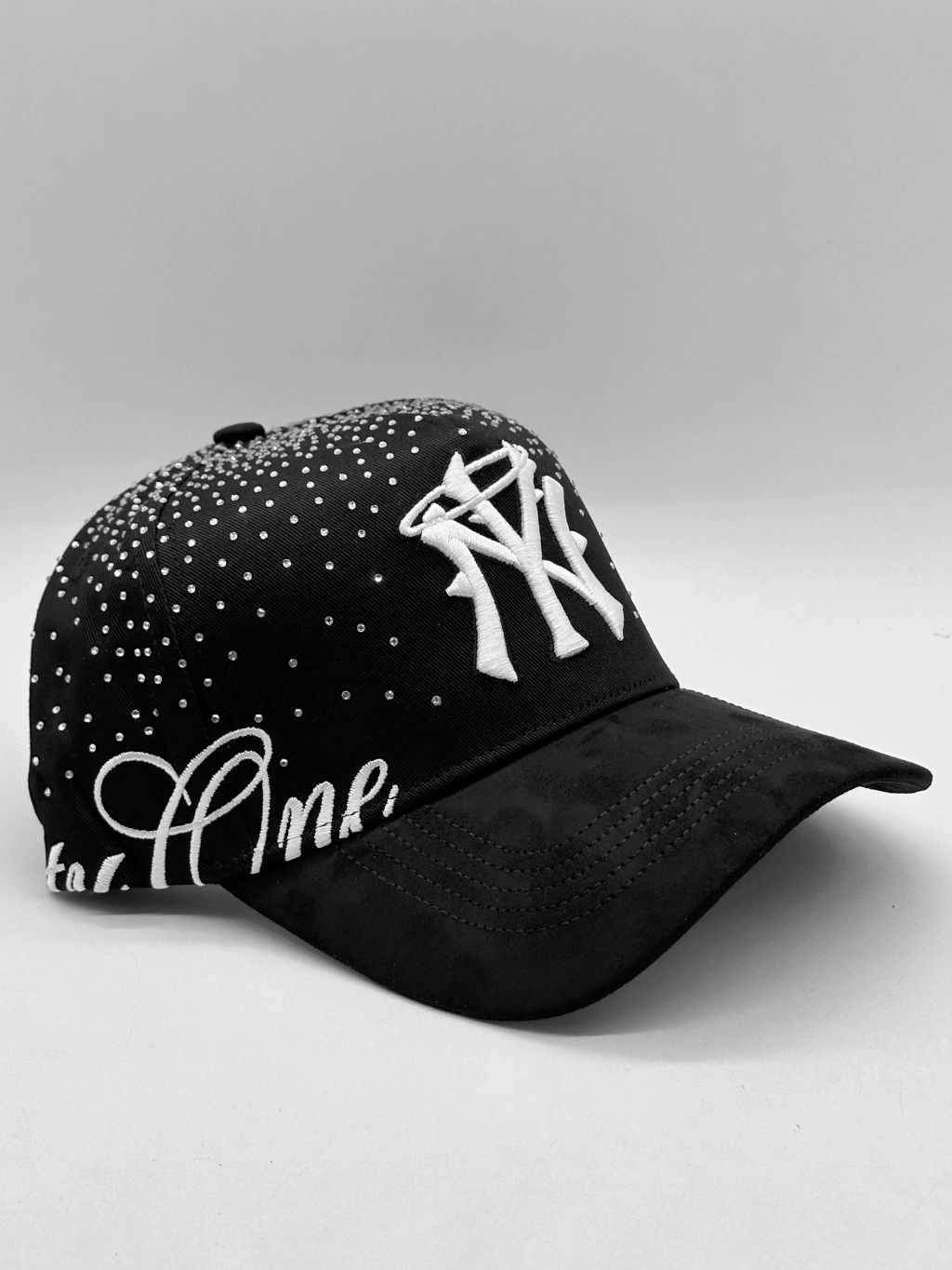 31hats//forever blanca 