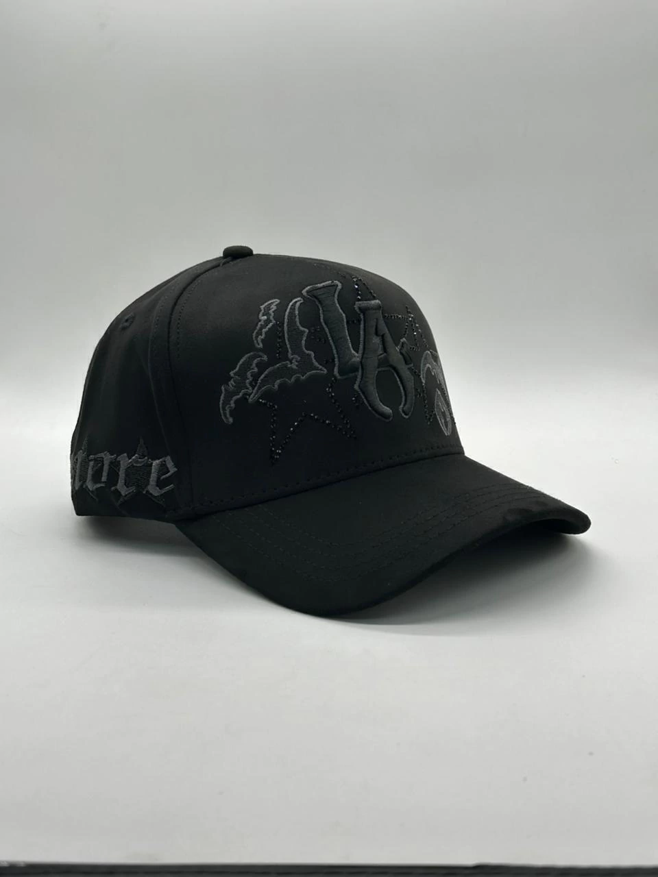 Innedit x Anymore//Bruce wayne 