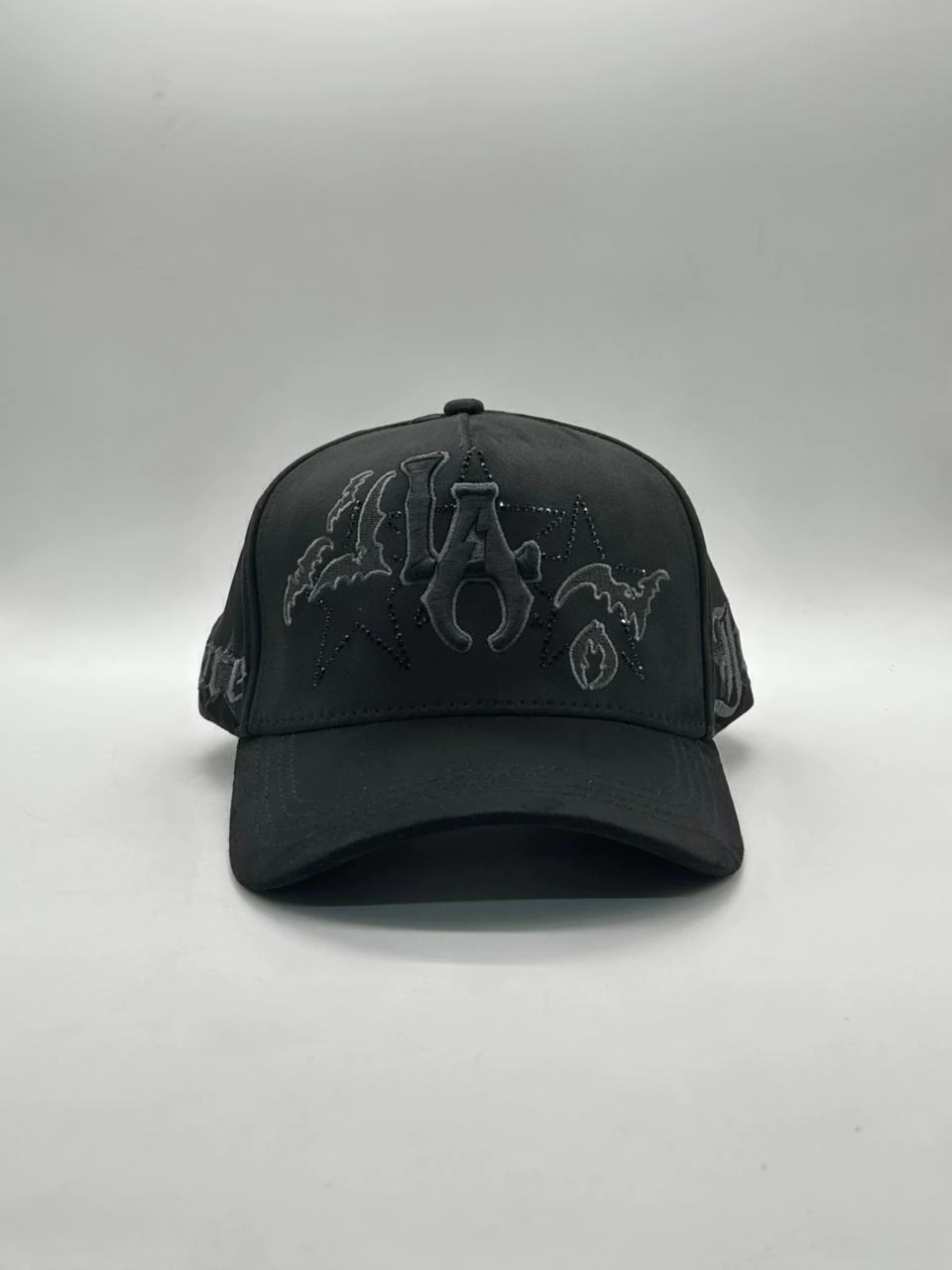 Innedit x Anymore//Bruce wayne 