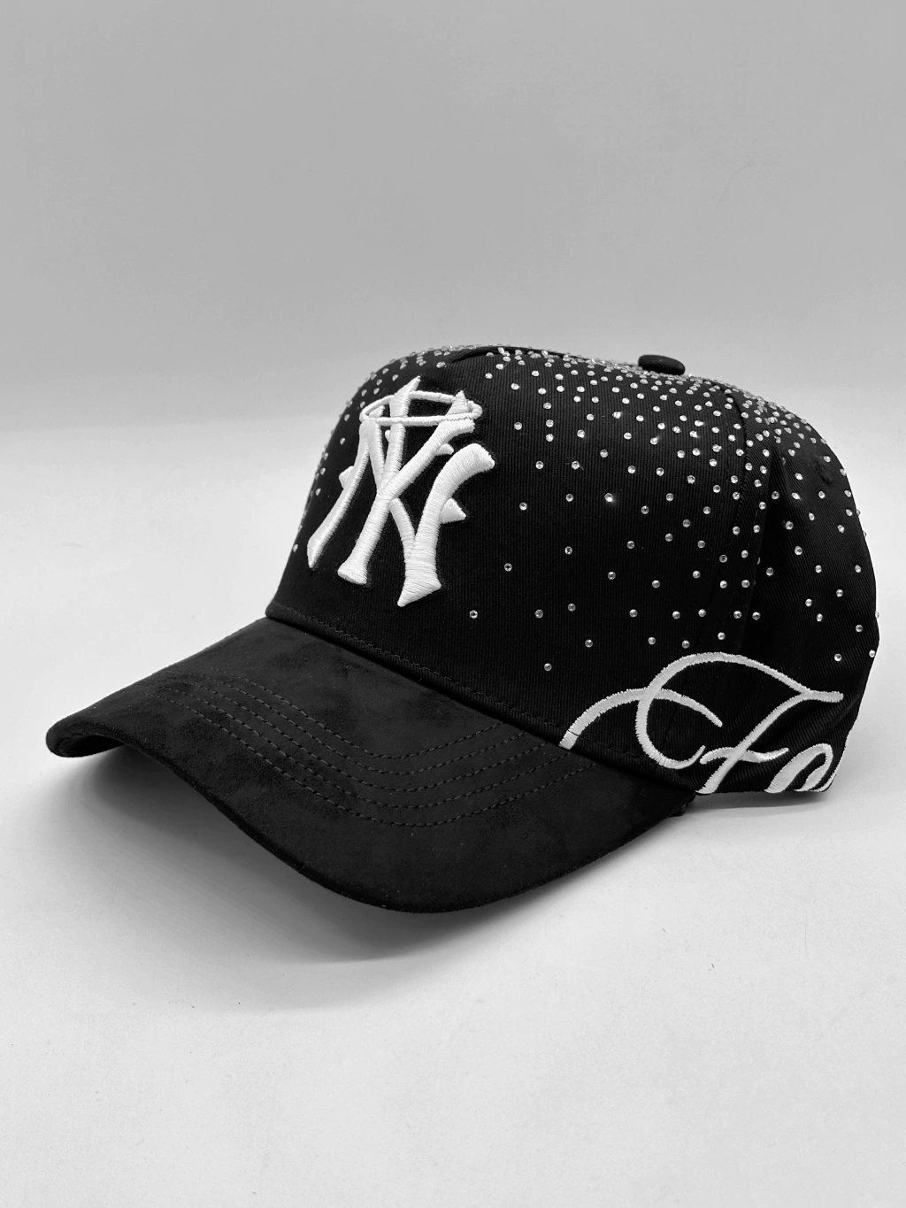 31hats//forever blanca 