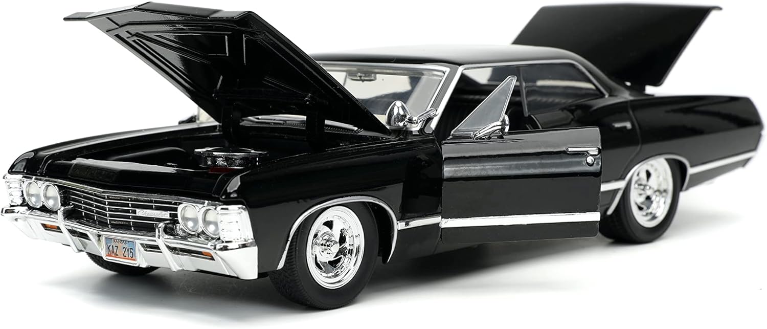 Jada Toys - Supernatural 1967 Chevy Impala w/Dean Winchester Figure, 1:24 Scale