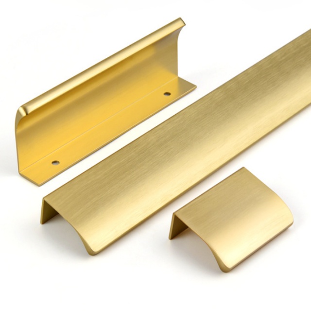 Aluminum Alloy Edge-Sealing Strip Handle | Seamless Cabinet Edge Protection & Hidden Grip, Modern Minimalist Decor Essential