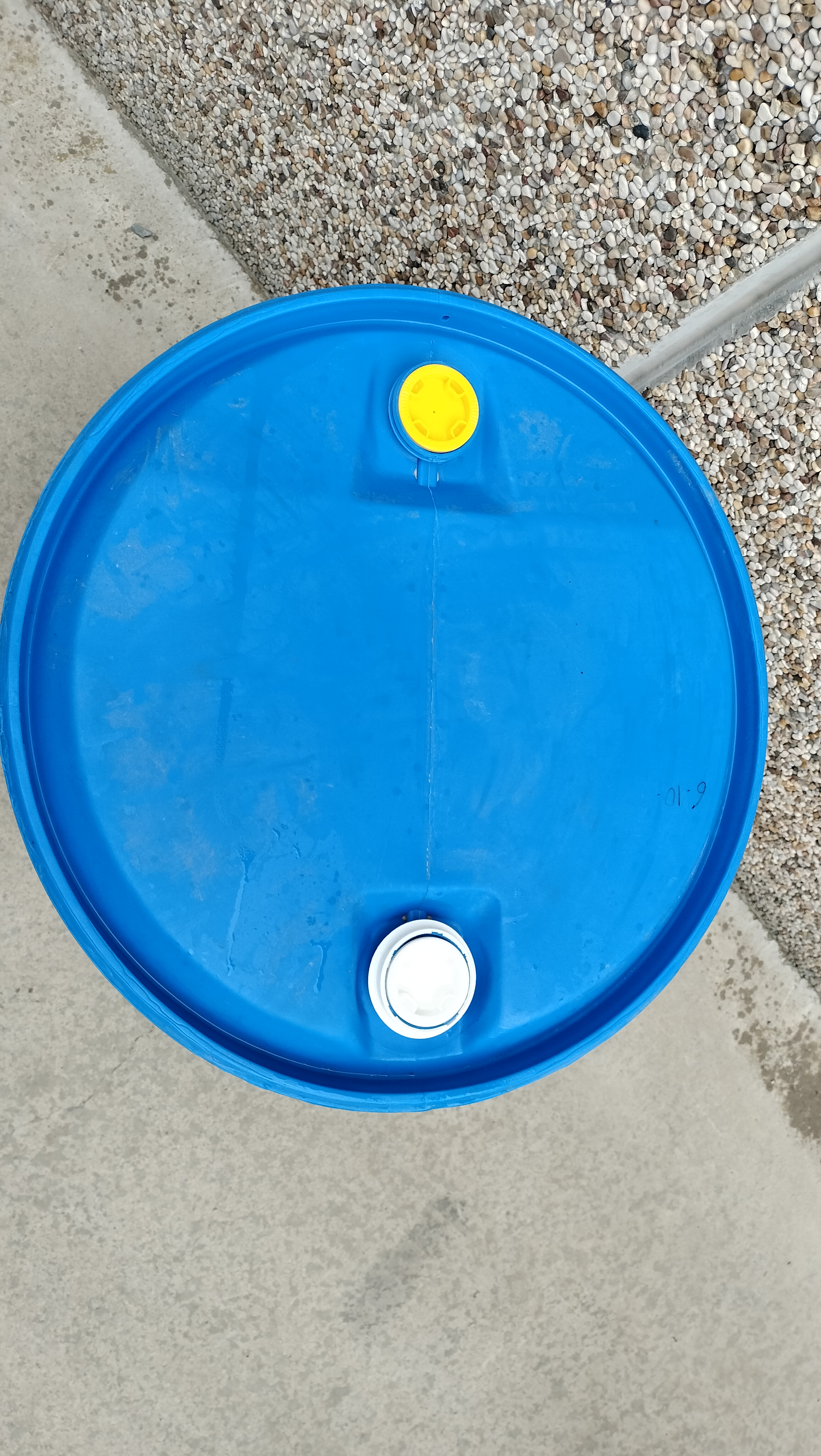 Bidó de plàstic (2na mà) HDPE 240 kg blau