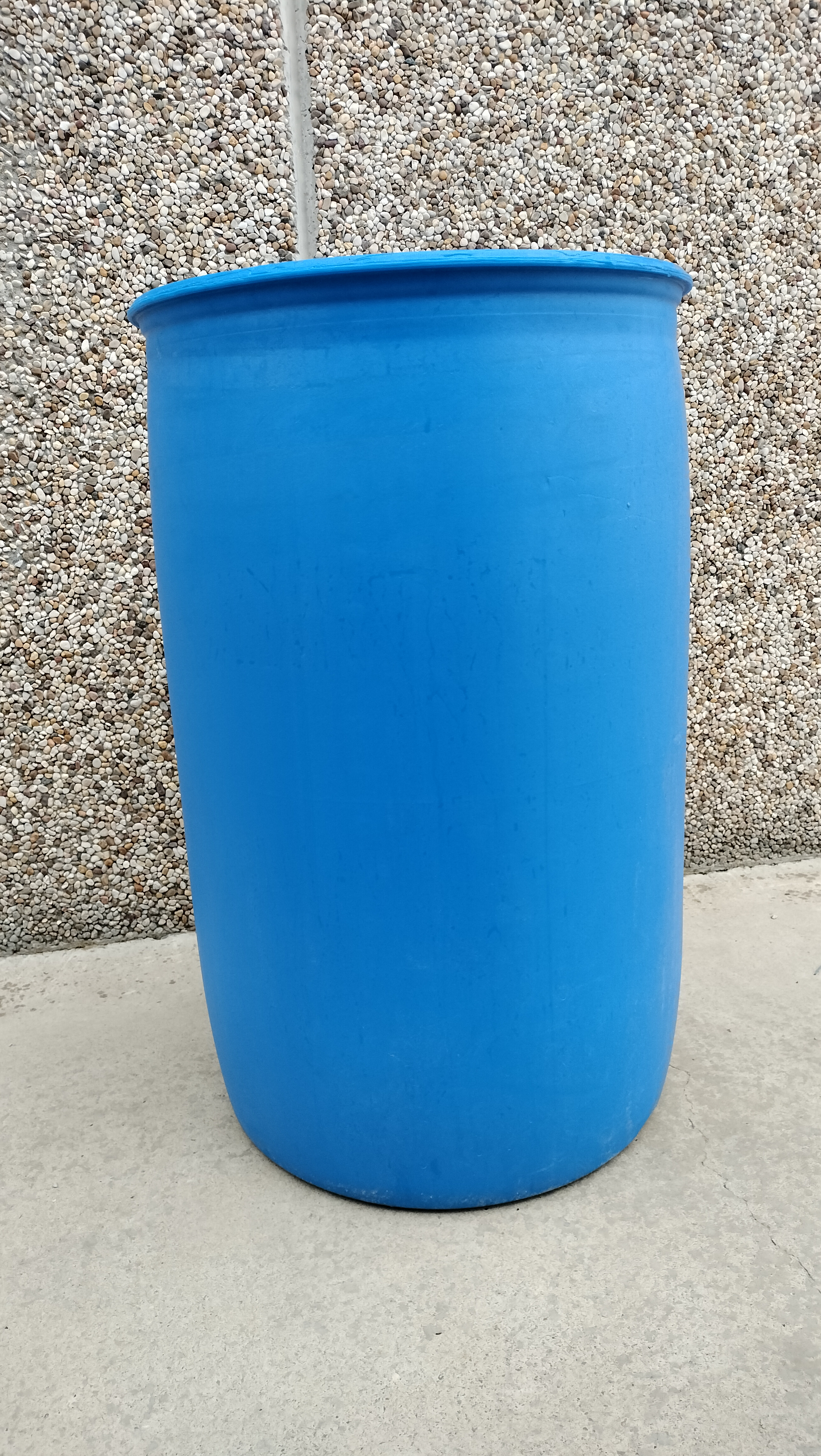 Bidó de plàstic (2na mà) HDPE 240 kg blau