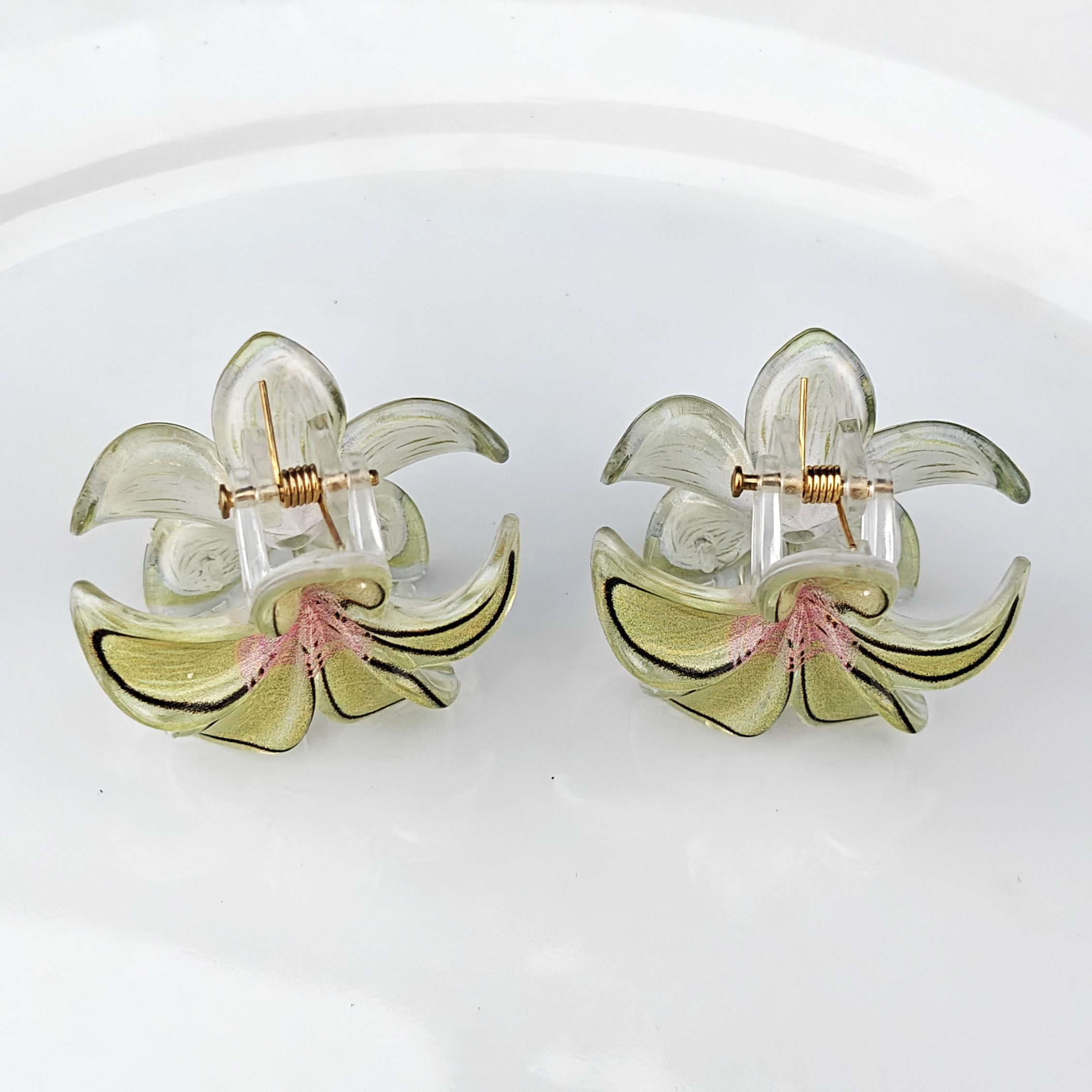 Mini Flower Claw Clip - Green