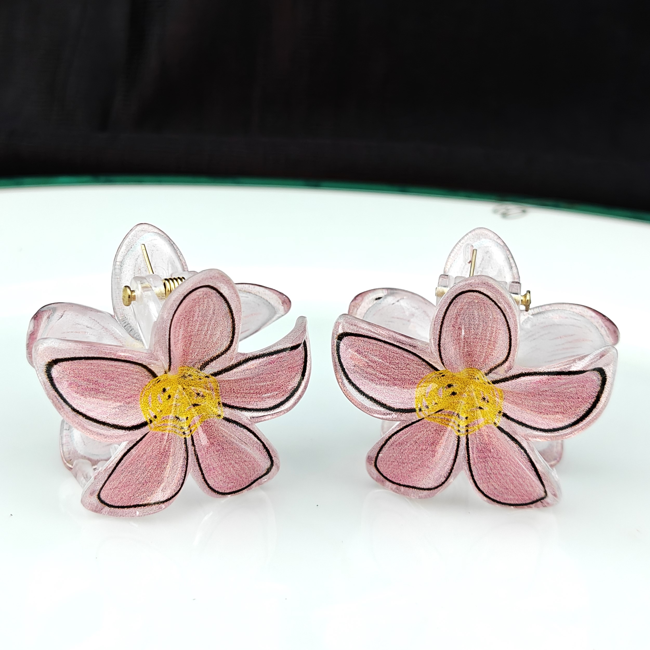 Mini Flower Claw Clip - Pink