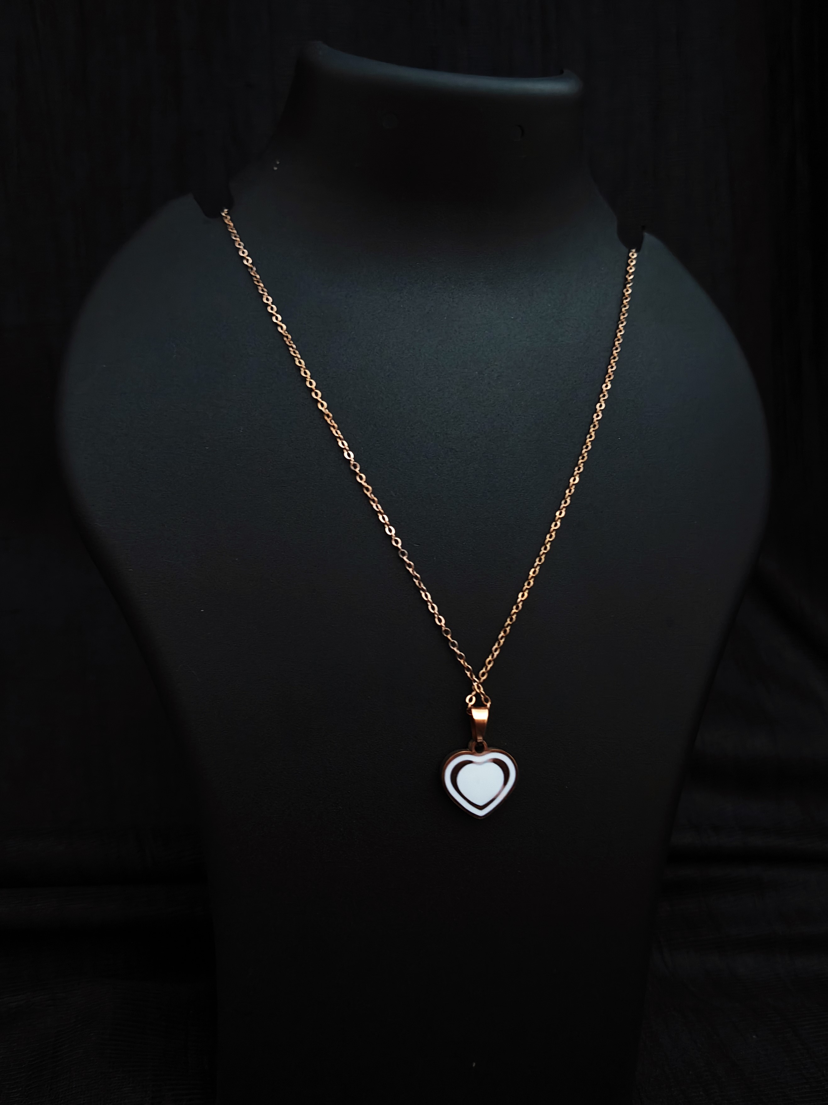 Rose Heart Whispers - Neck Chain