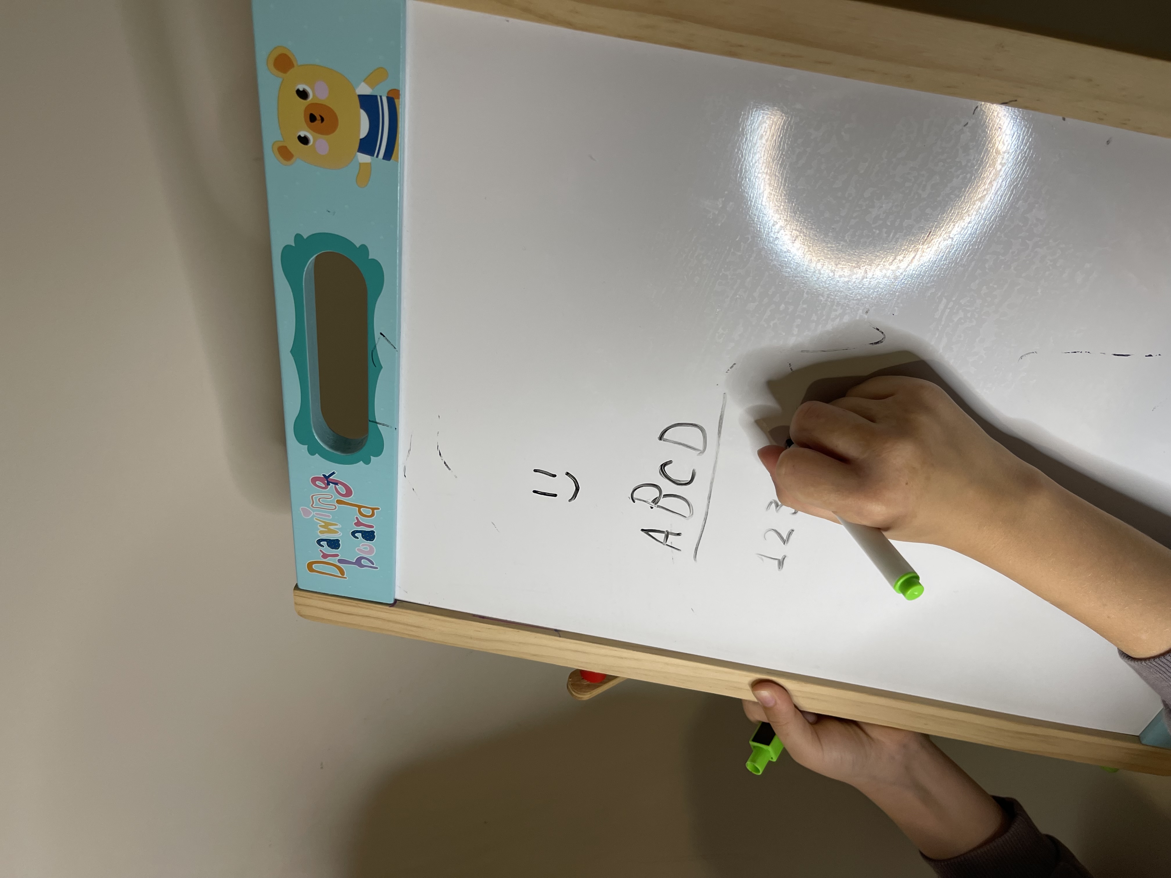 Children’s Double-Sided Drawing Board