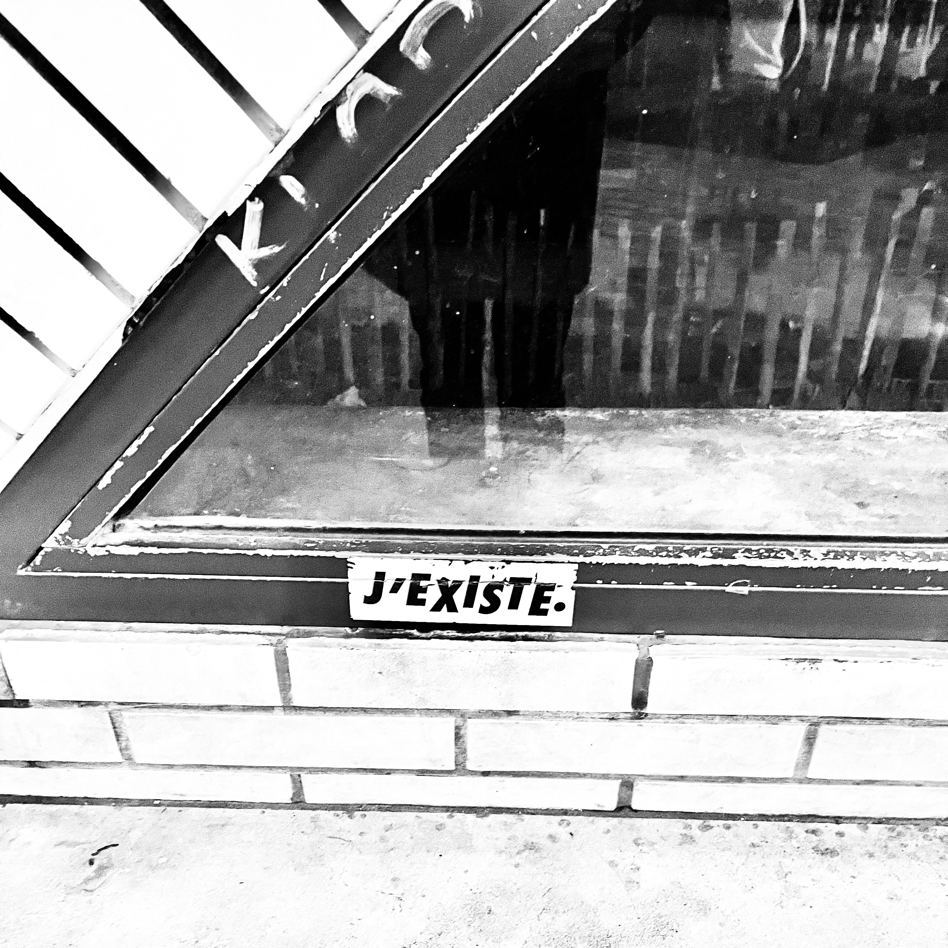 J'existe dans le miroir