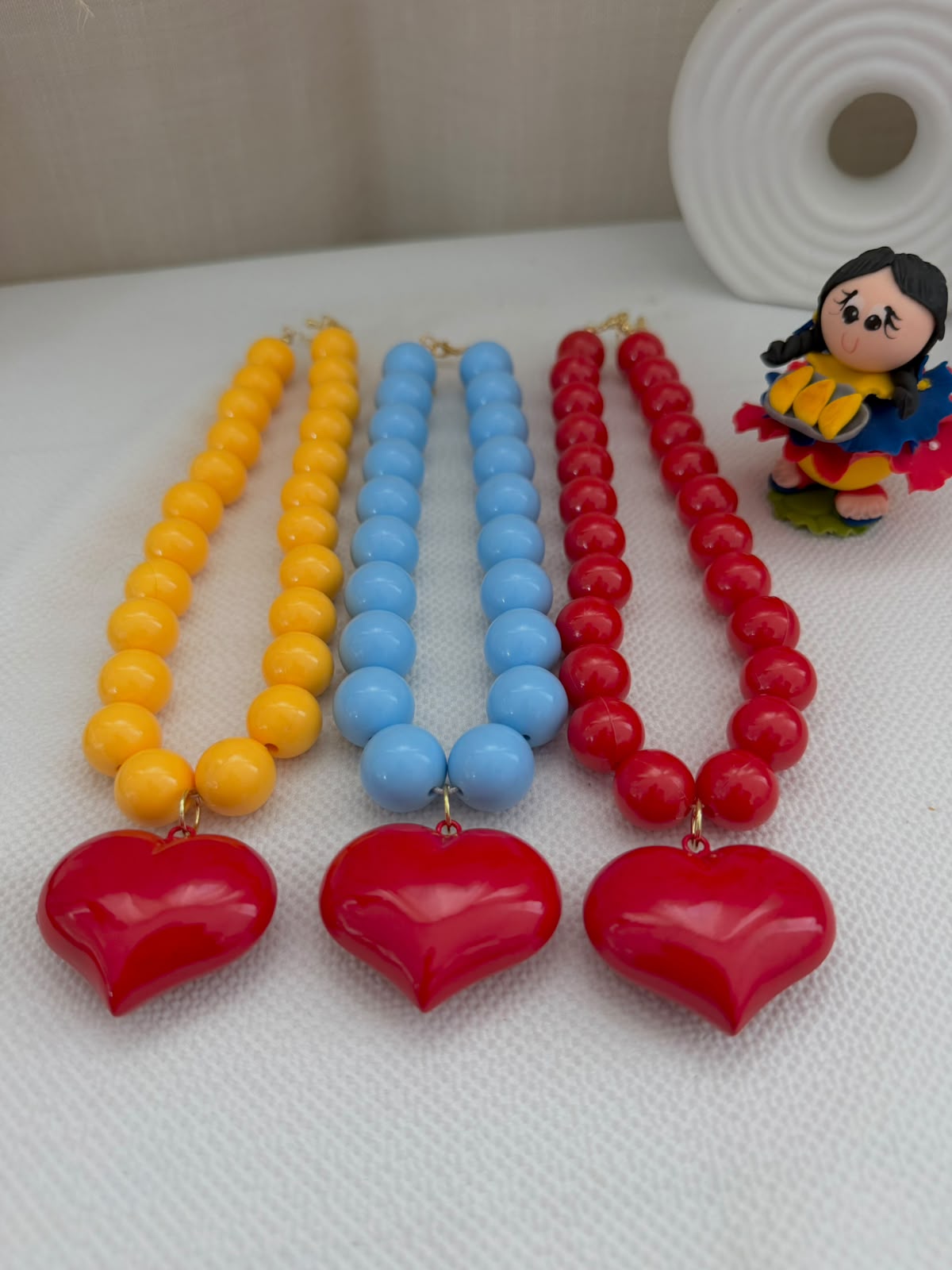 Collar Corazón Mundial