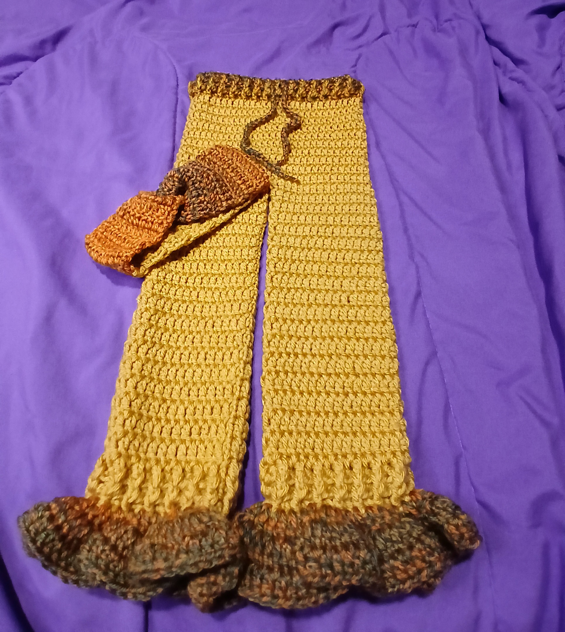 Baby Ruffle Pants & Twisted Headband – Handmade Crochet Set (12–24 Months)