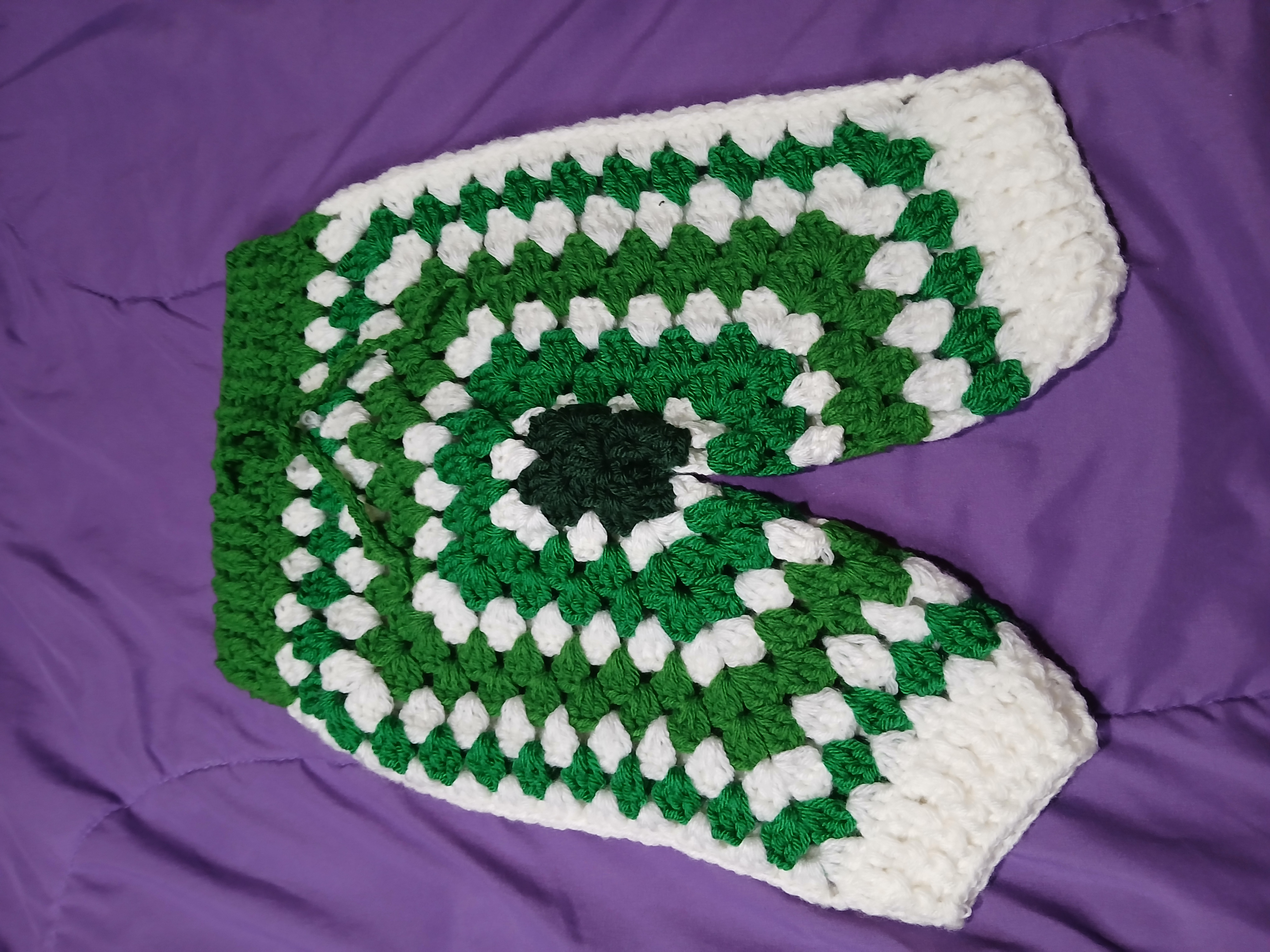 Granny Stitch Jogger & Cap Set – Handmade Crochet for Babies (0–6 Months)