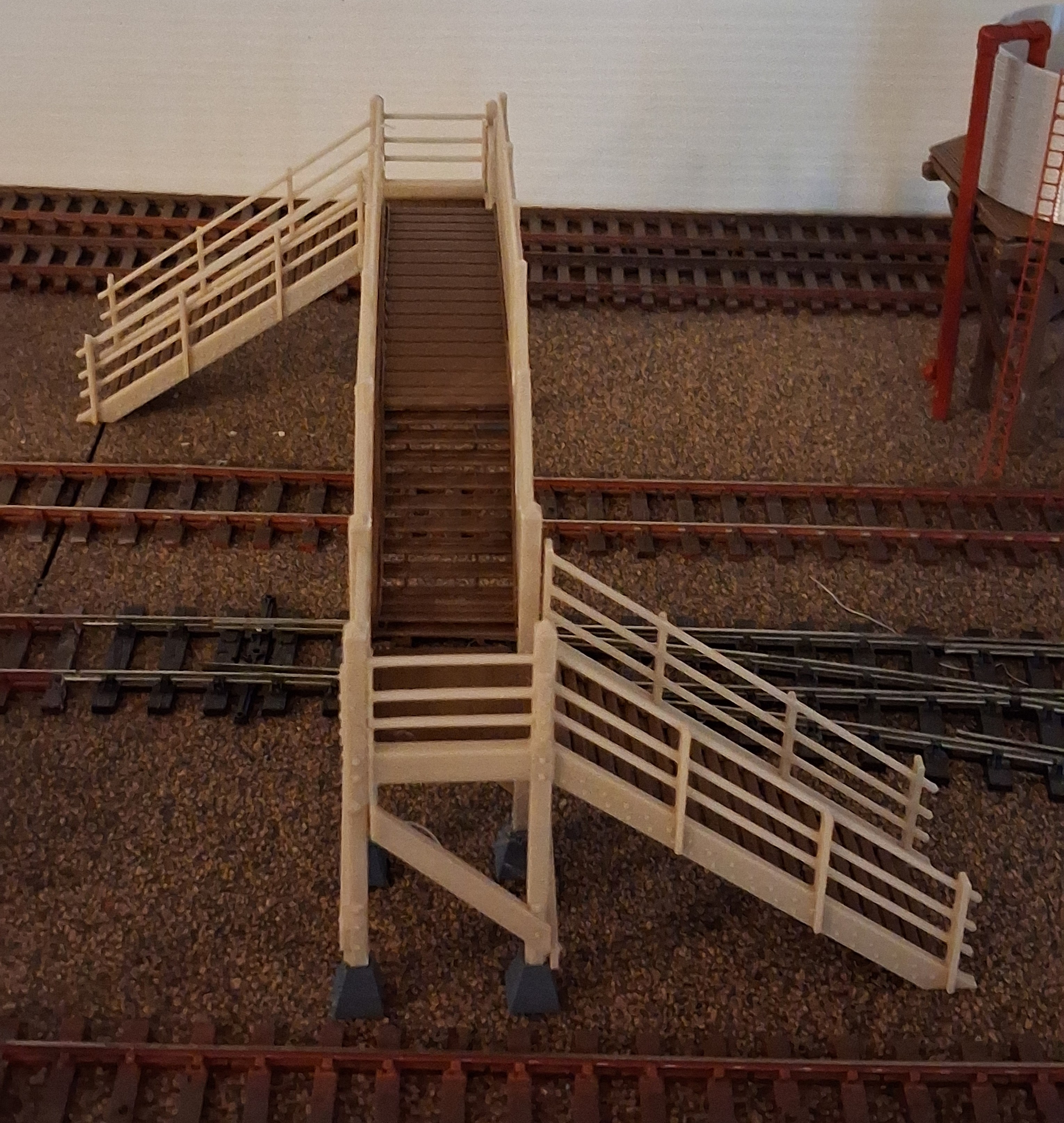 Wooden 'Z' Footbridge kit -  HO scale