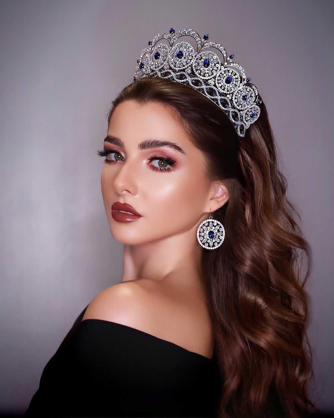 تاج الماسه الزرقاء