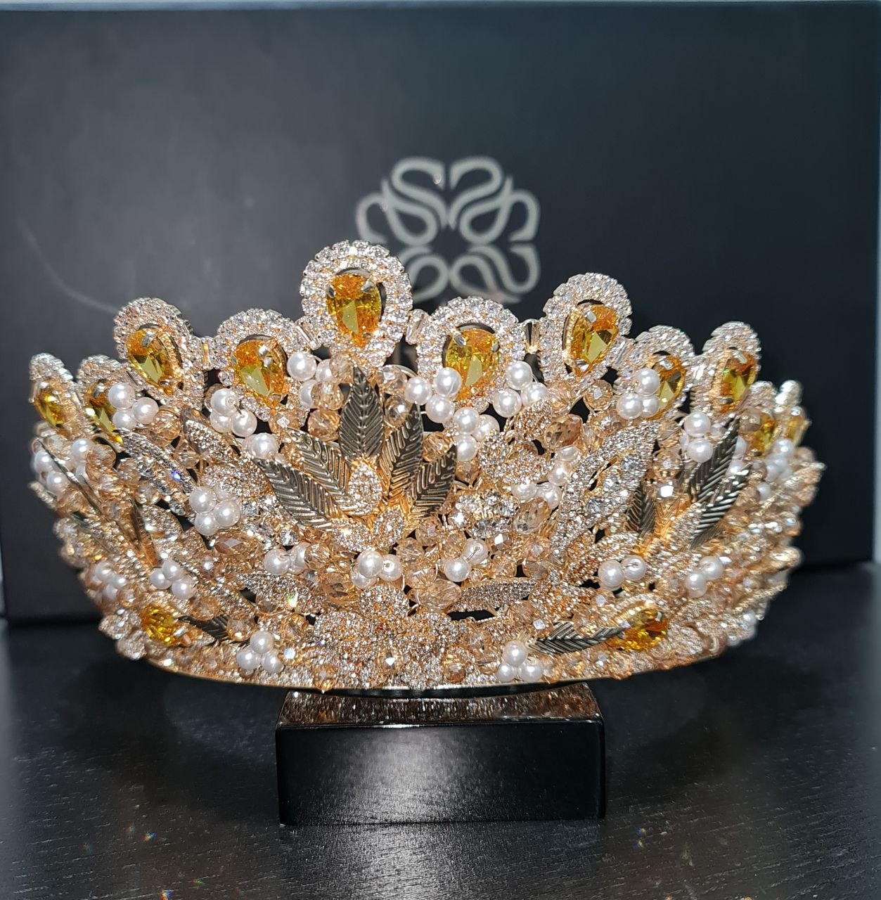 نور الملكة_Queen’s Light Crown