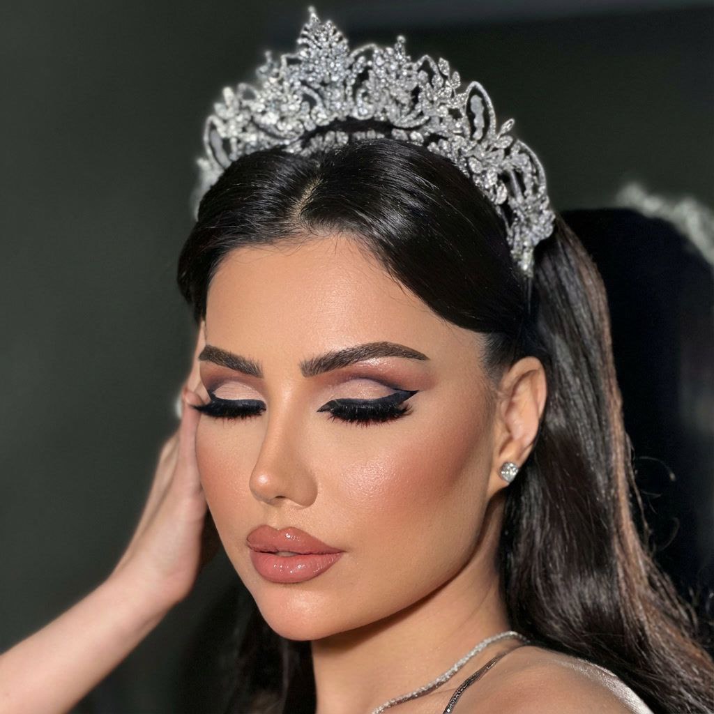 تاج "زاهية" الملكي – إصدار حصري مرصع بالكريستال السويسري