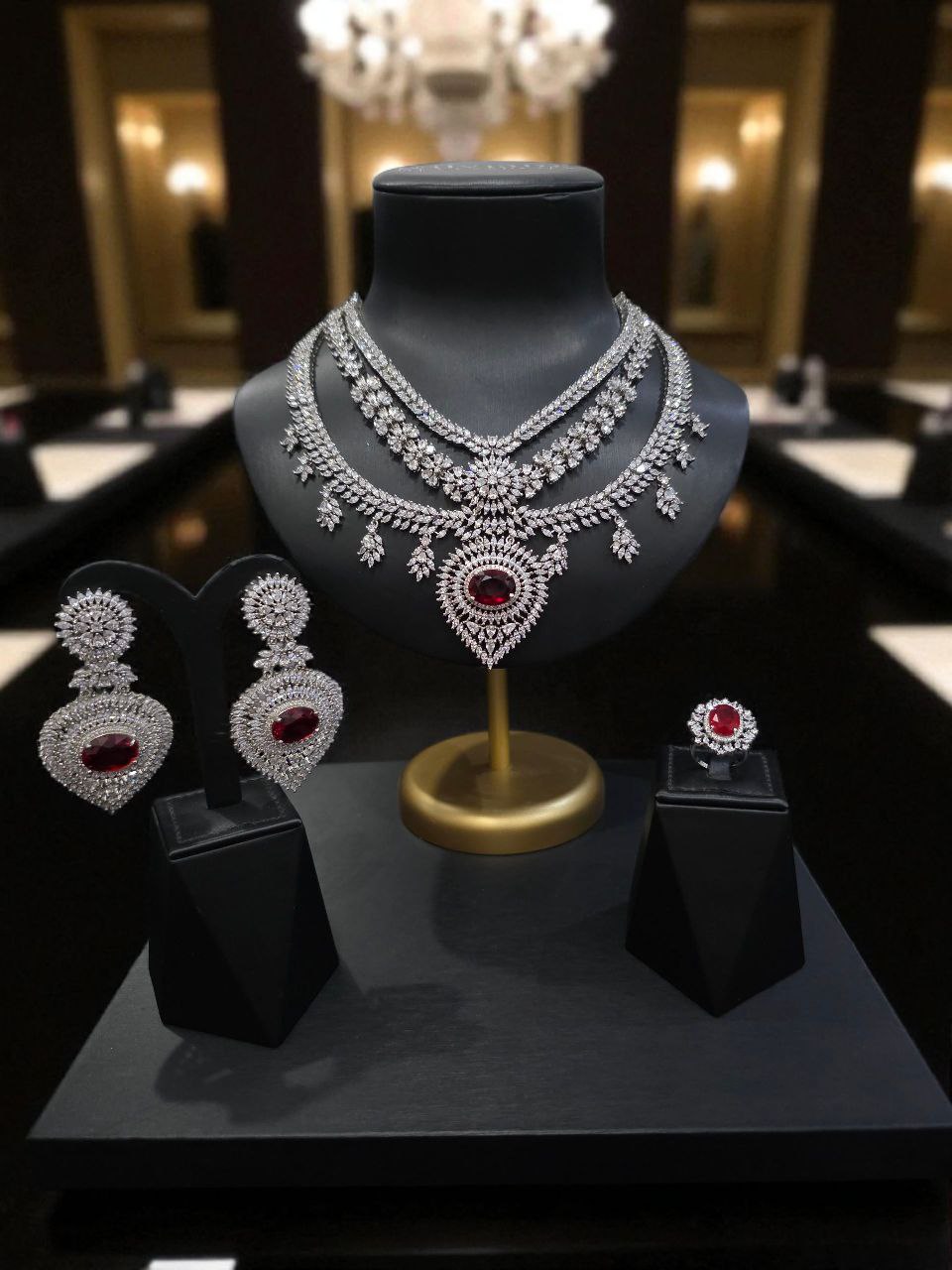 طقم رويال روبي