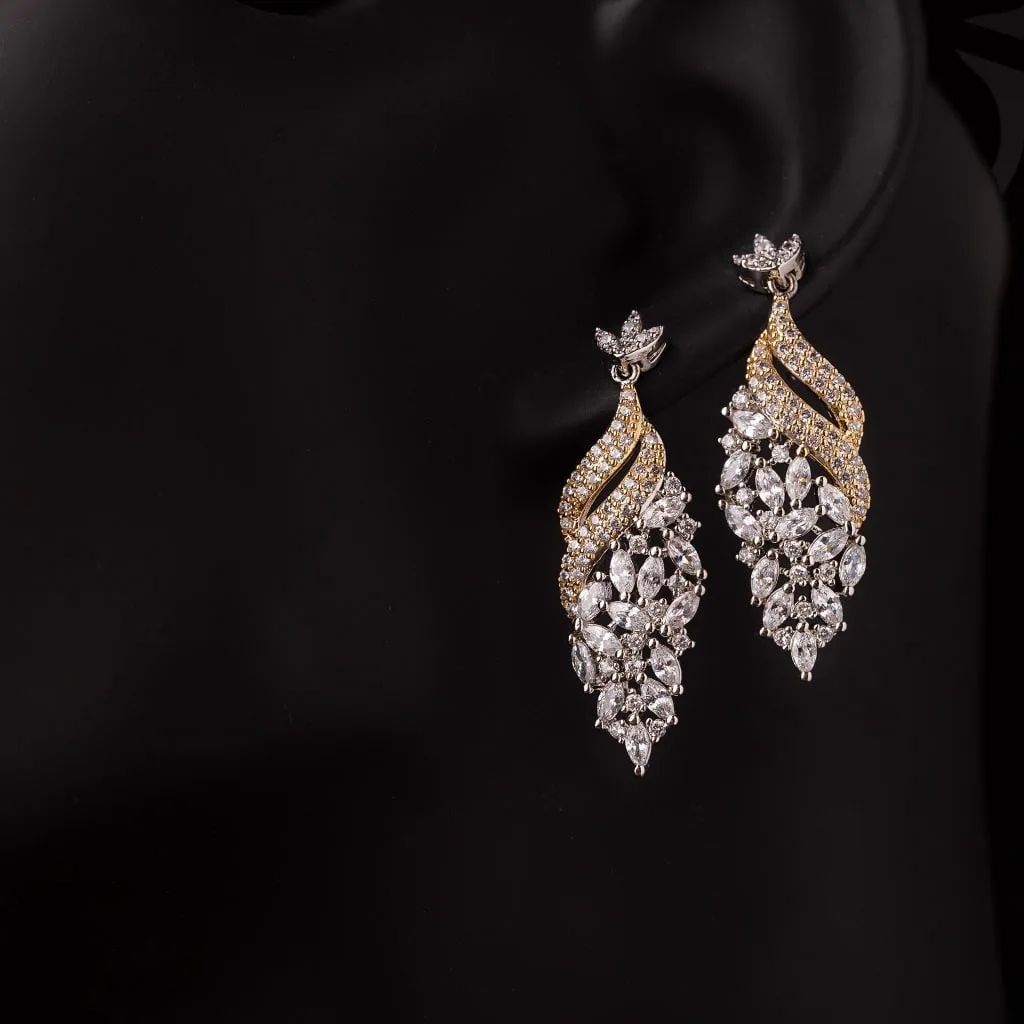 ​طقم "همسة الأناقة" المُرصَّع بالزركون البرَّاق 