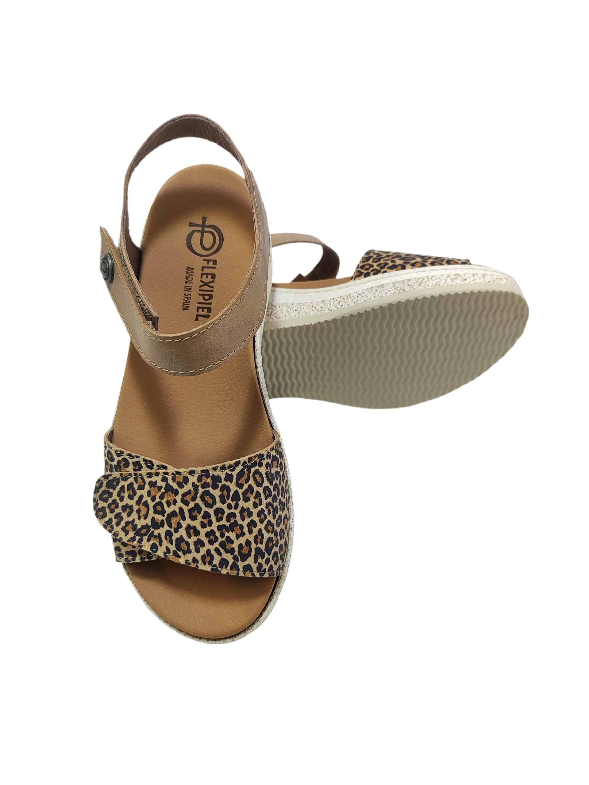 Sandalia con estampado animal print