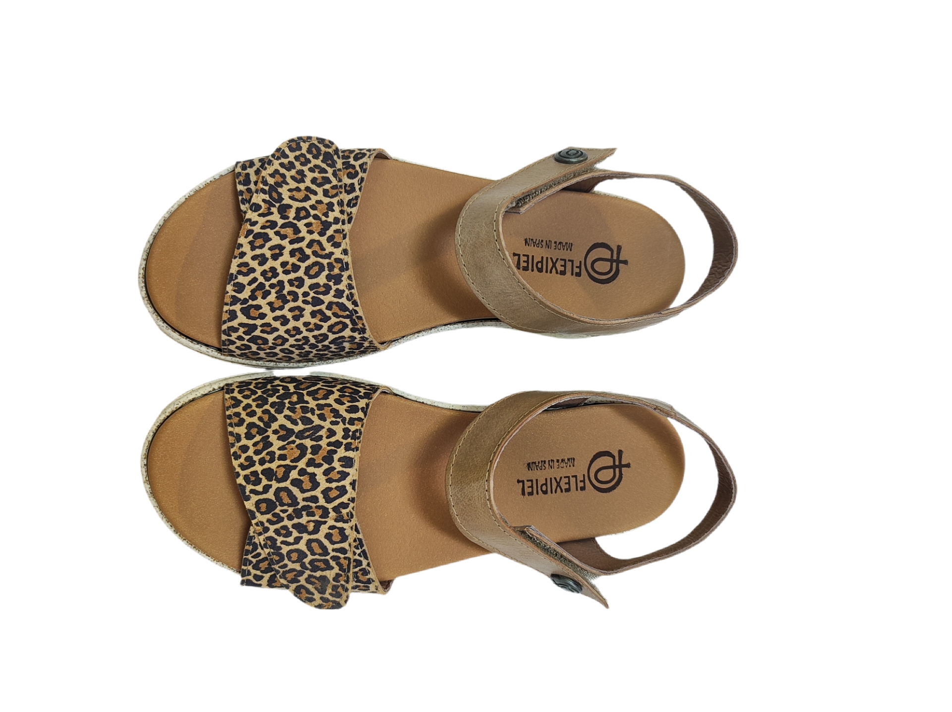 Sandalia con estampado animal print