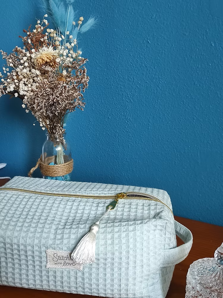 Trousse de toilette en nid d’abeille