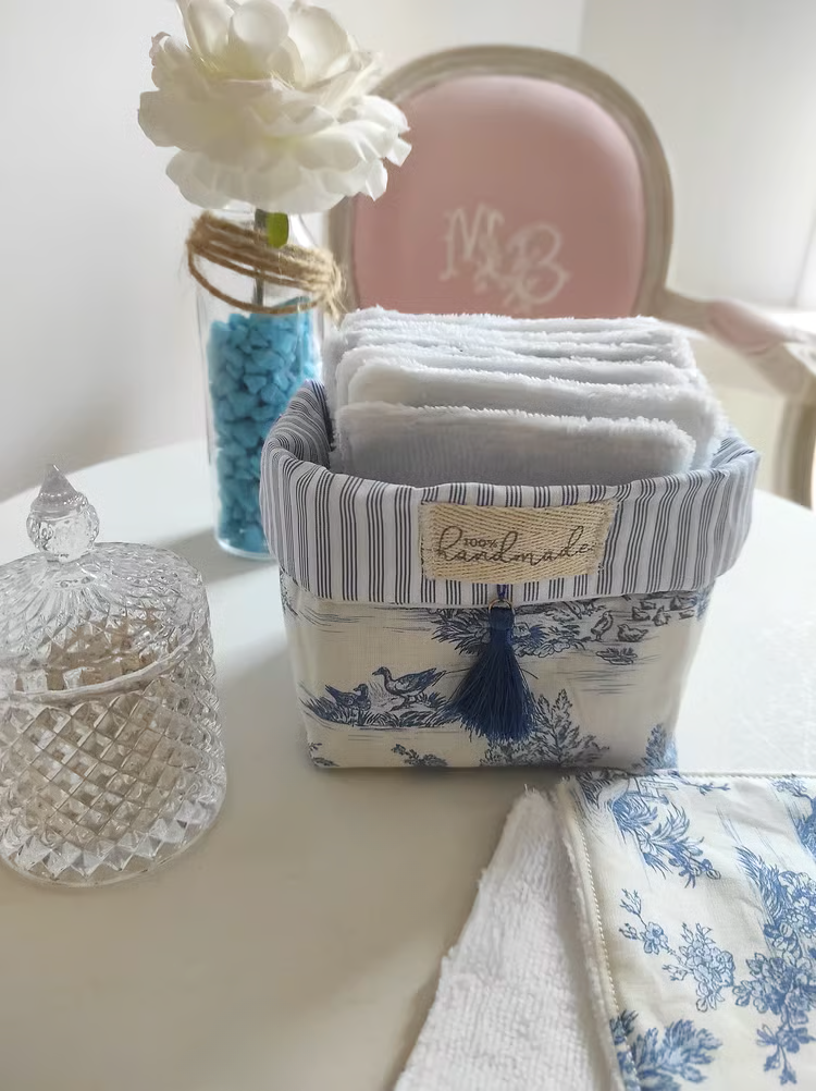 Panier de lingettes démaquillantes réutilisables 