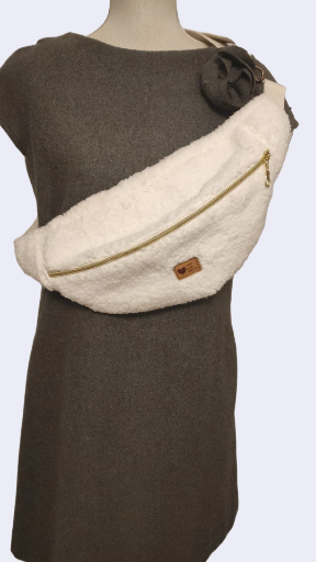 Banane en peluche blanche