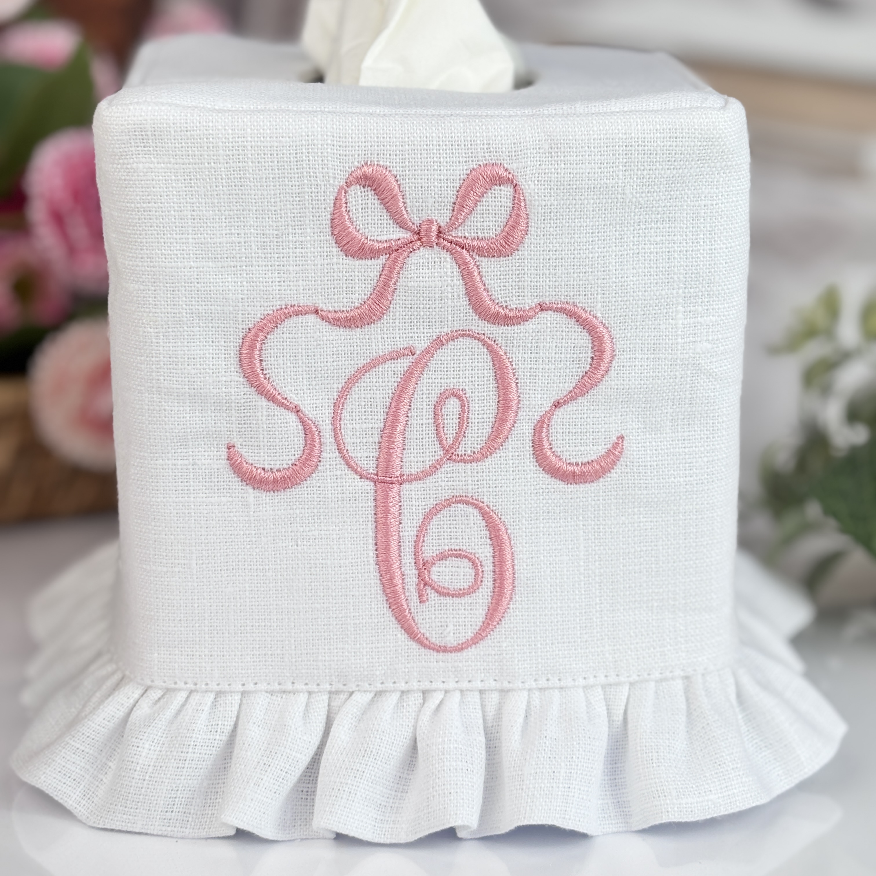 Personalized Linen Tissue Box Cover with Monogram, Ruffle Tissue Holder, Custom Embroidered Initials, Elegant Home Decor