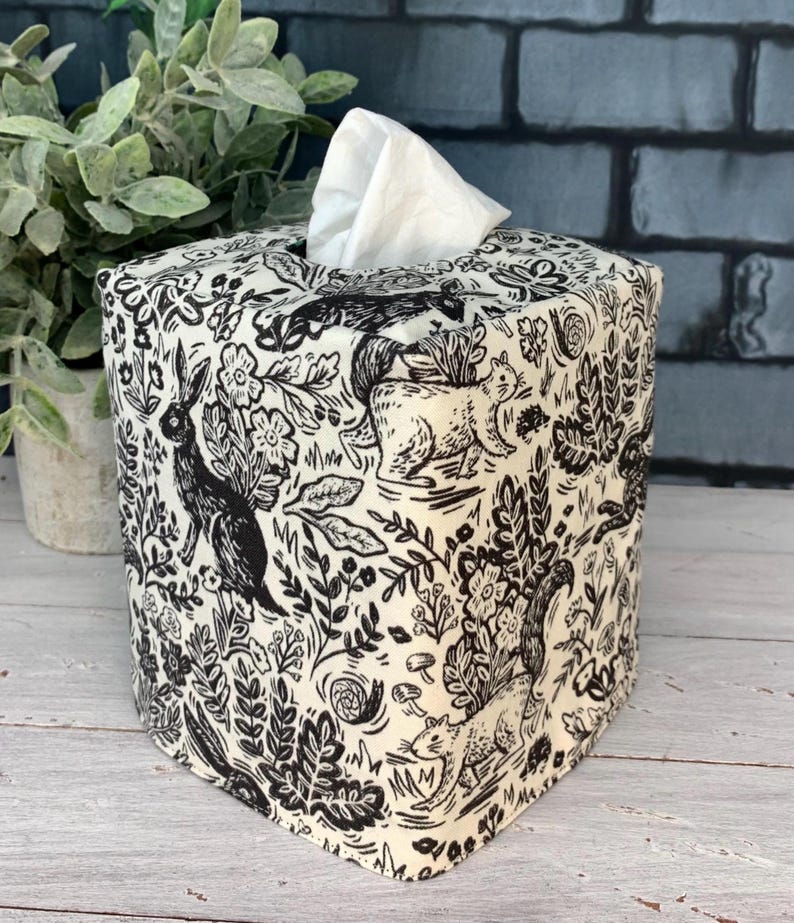 Bunny reversible tissue box cover