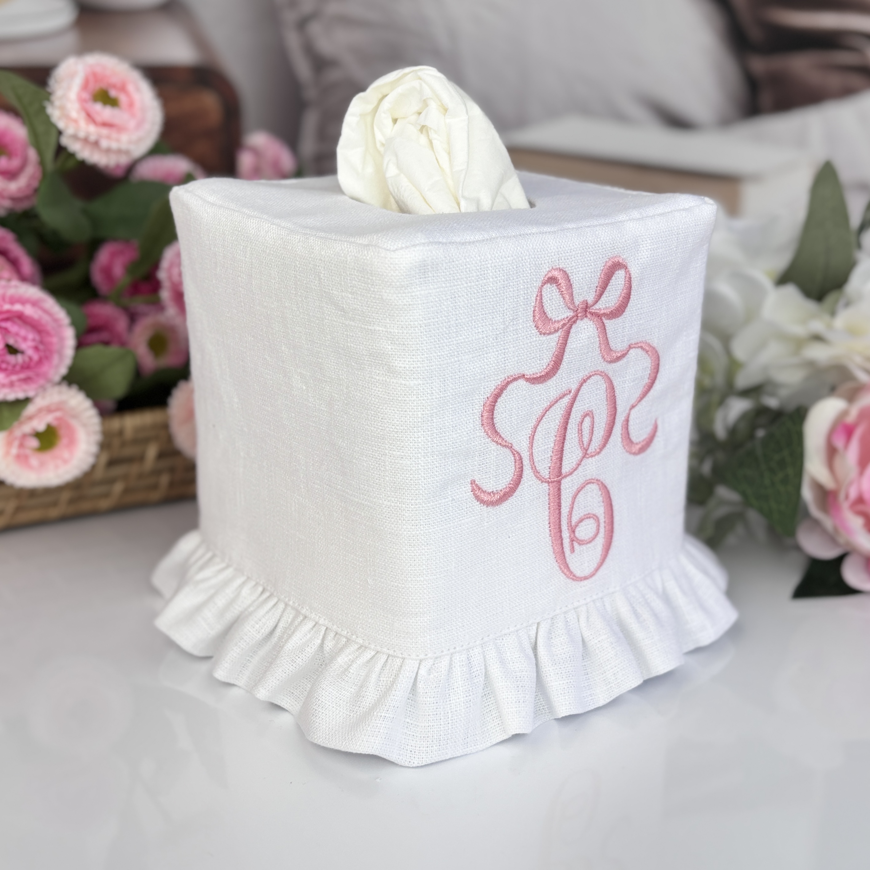 Personalized Linen Tissue Box Cover with Monogram, Ruffle Tissue Holder, Custom Embroidered Initials, Elegant Home Decor