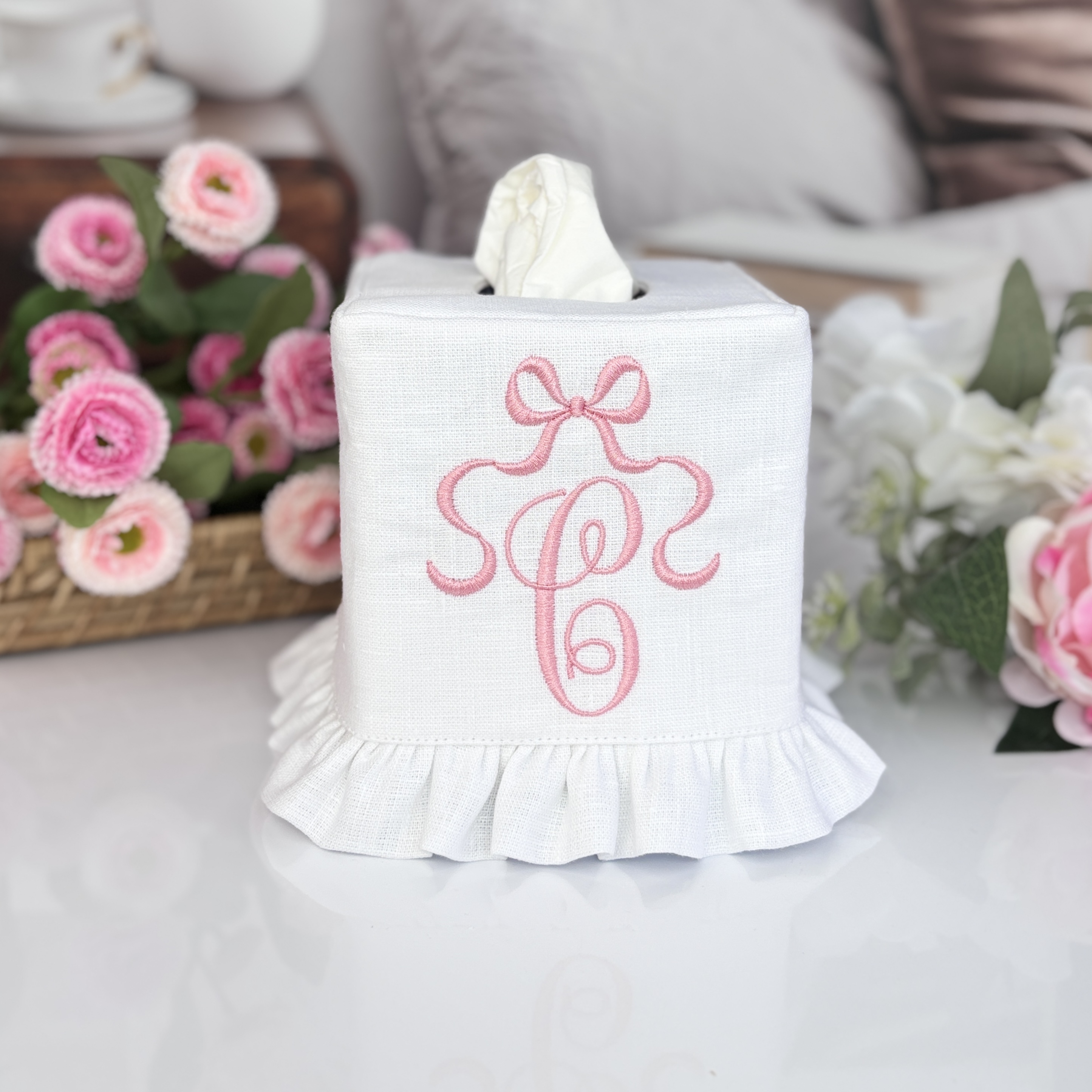 Personalized Linen Tissue Box Cover with Monogram, Ruffle Tissue Holder, Custom Embroidered Initials, Elegant Home Decor
